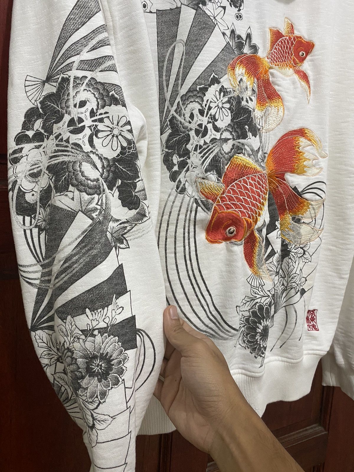 Japanese Brand 🔥Vintage Karakuri Tamashii Embroidery Fish Koi Sweatshirt Size US L / EU 52-54 / 3 - 5 Thumbnail