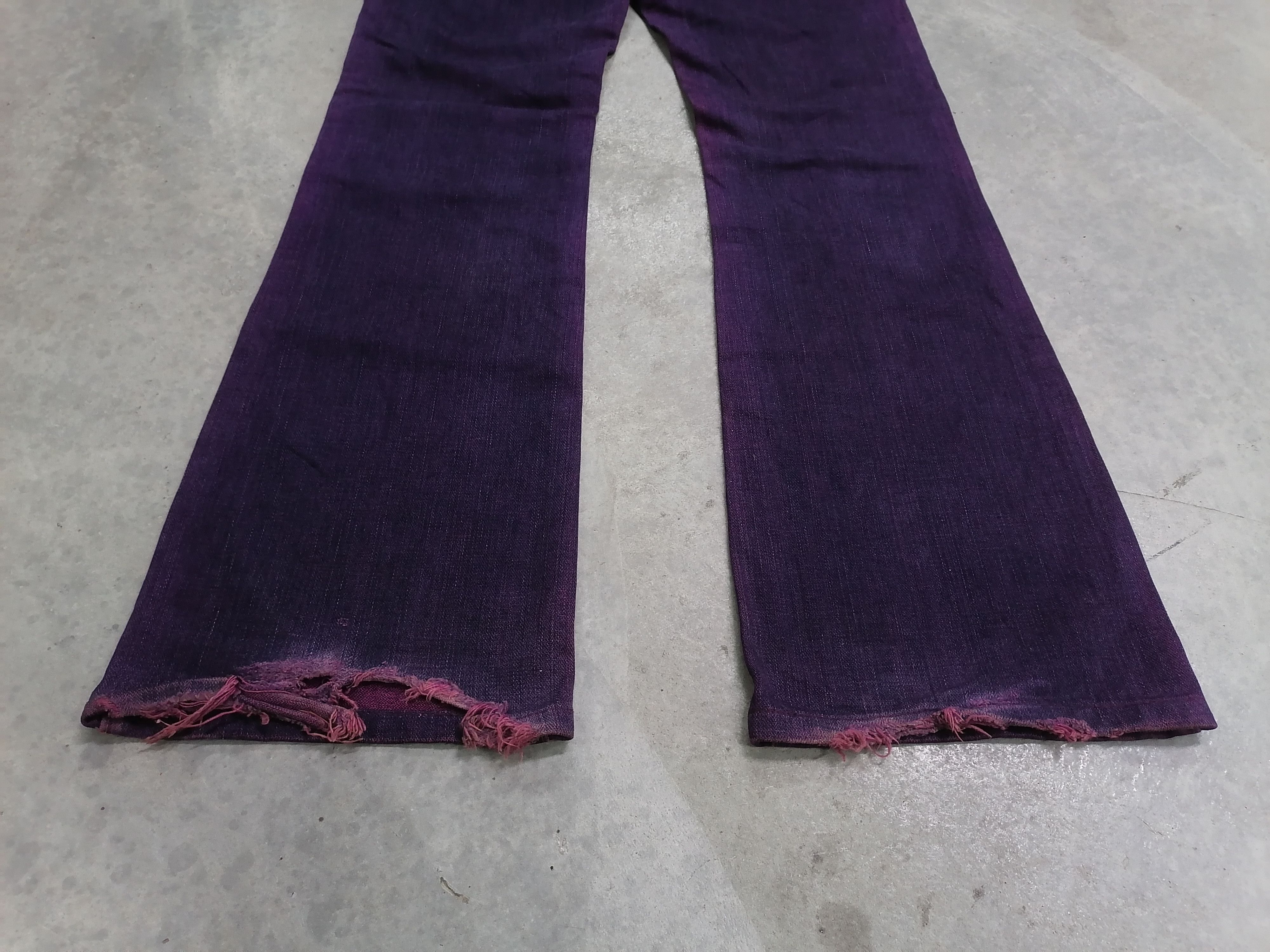 20471120 × Japanese Brand FLARED🔥Vintage Wrangler Purple Distressed Denim Pants⚡⚡⚡ Size US 29 - 7 Thumbnail