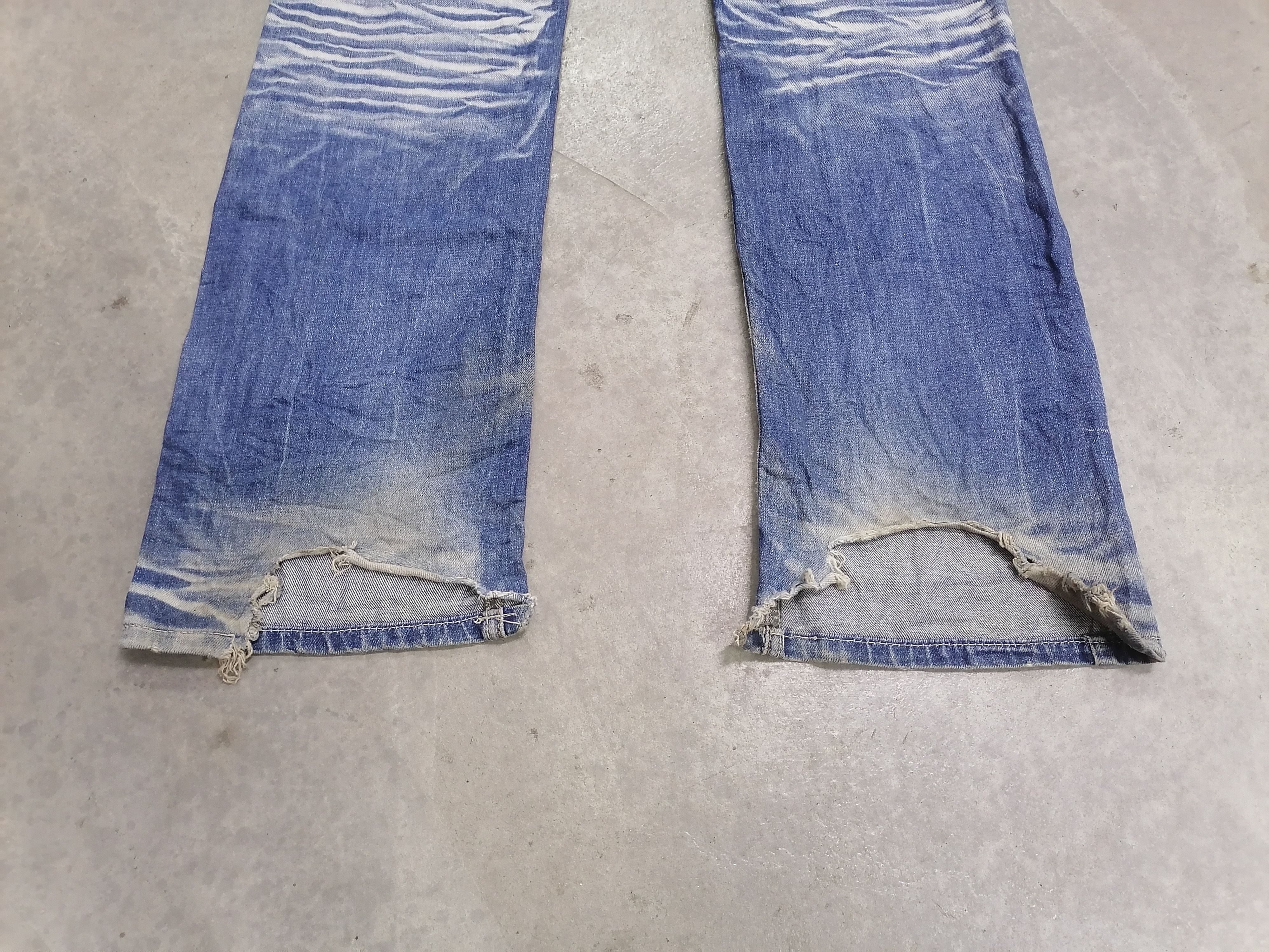 Japanese Brand 🔥Fishbone Faded Wash Distressed Denim Pants⚡⚡⚡ Size US 32 / EU 48 - 7 Thumbnail