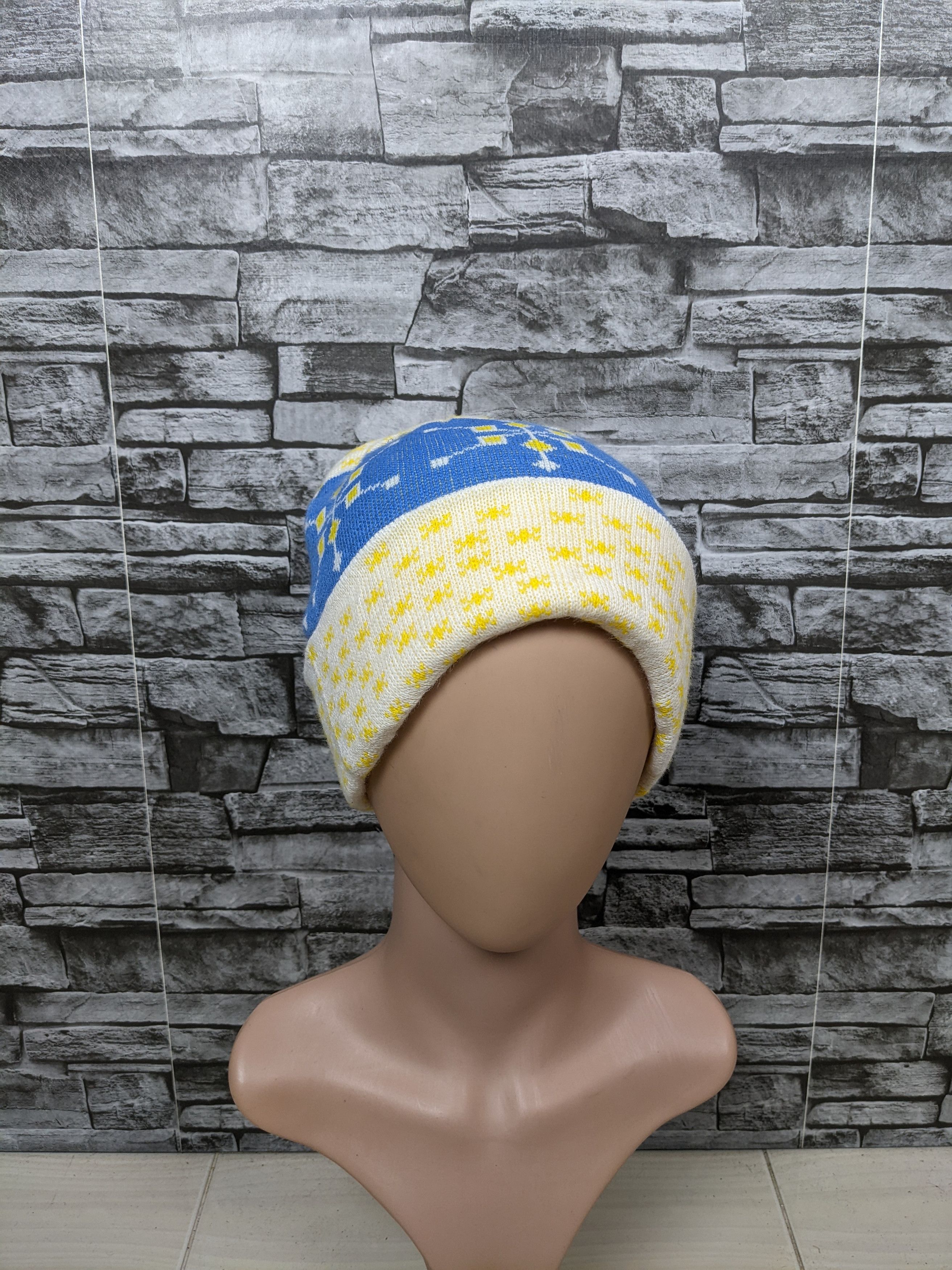 Japanese Brand Vintage Pattern Unbranded Beanie Hat Cap Snowcap Size ONE SIZE - 1 Thumbnail