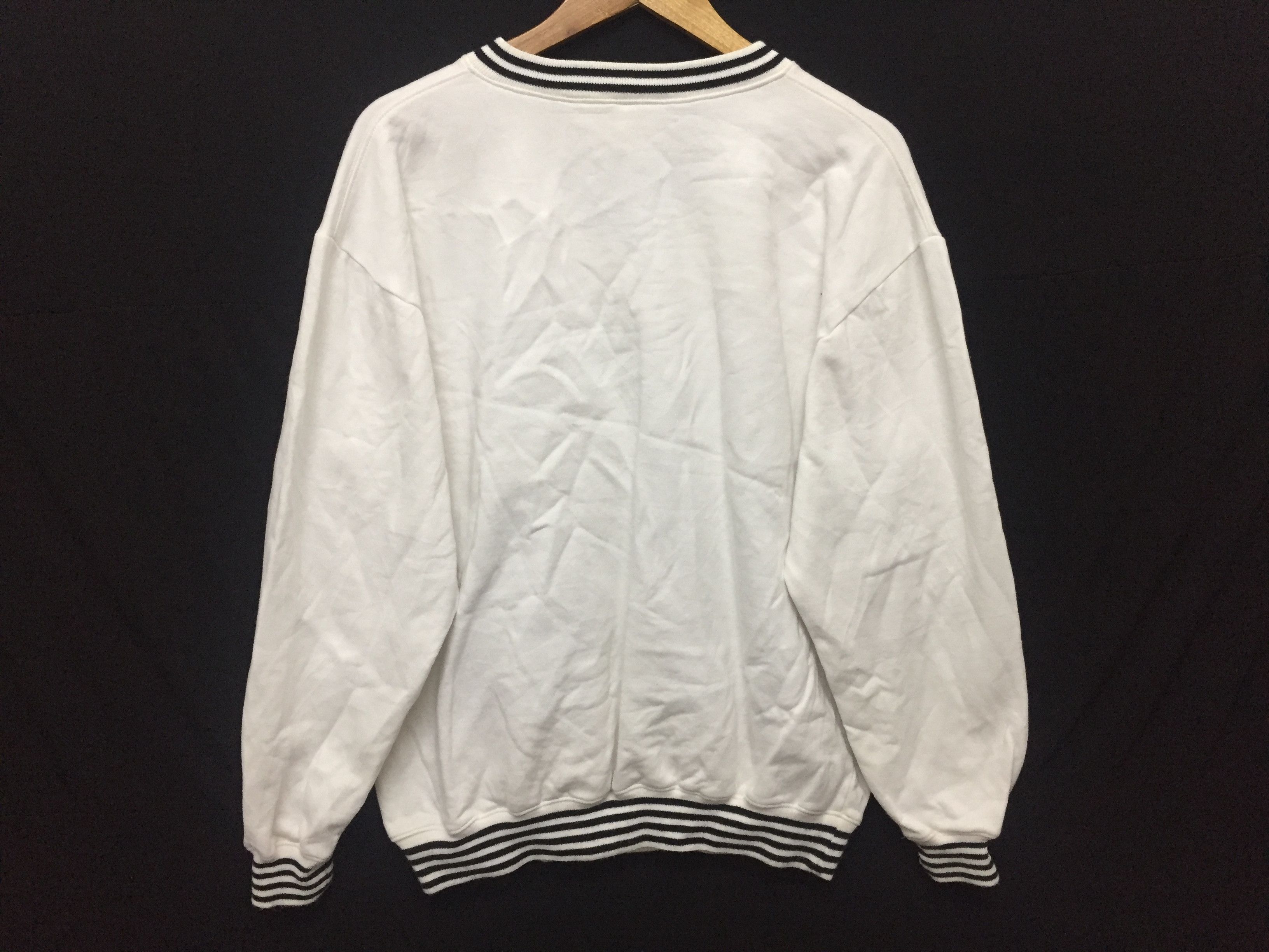 Nike 90's NIKE ring swoosh logo Sweatshirt Size US M / EU 48-50 / 2 - 6 Thumbnail