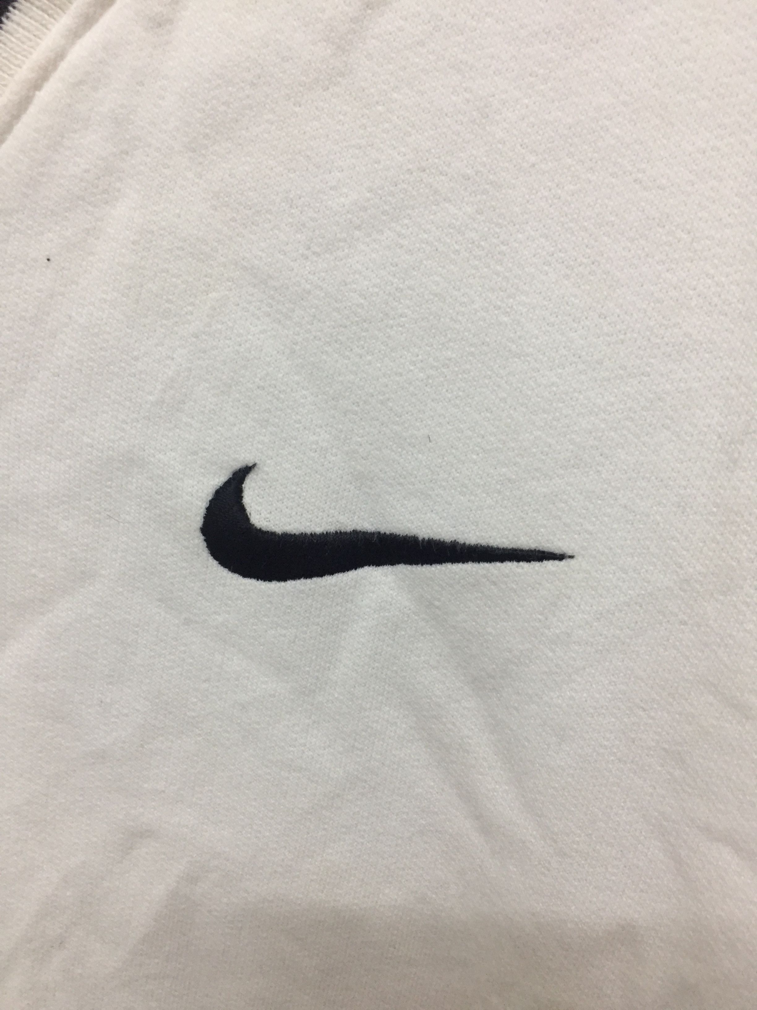 Nike 90's NIKE ring swoosh logo Sweatshirt Size US M / EU 48-50 / 2 - 5 Thumbnail