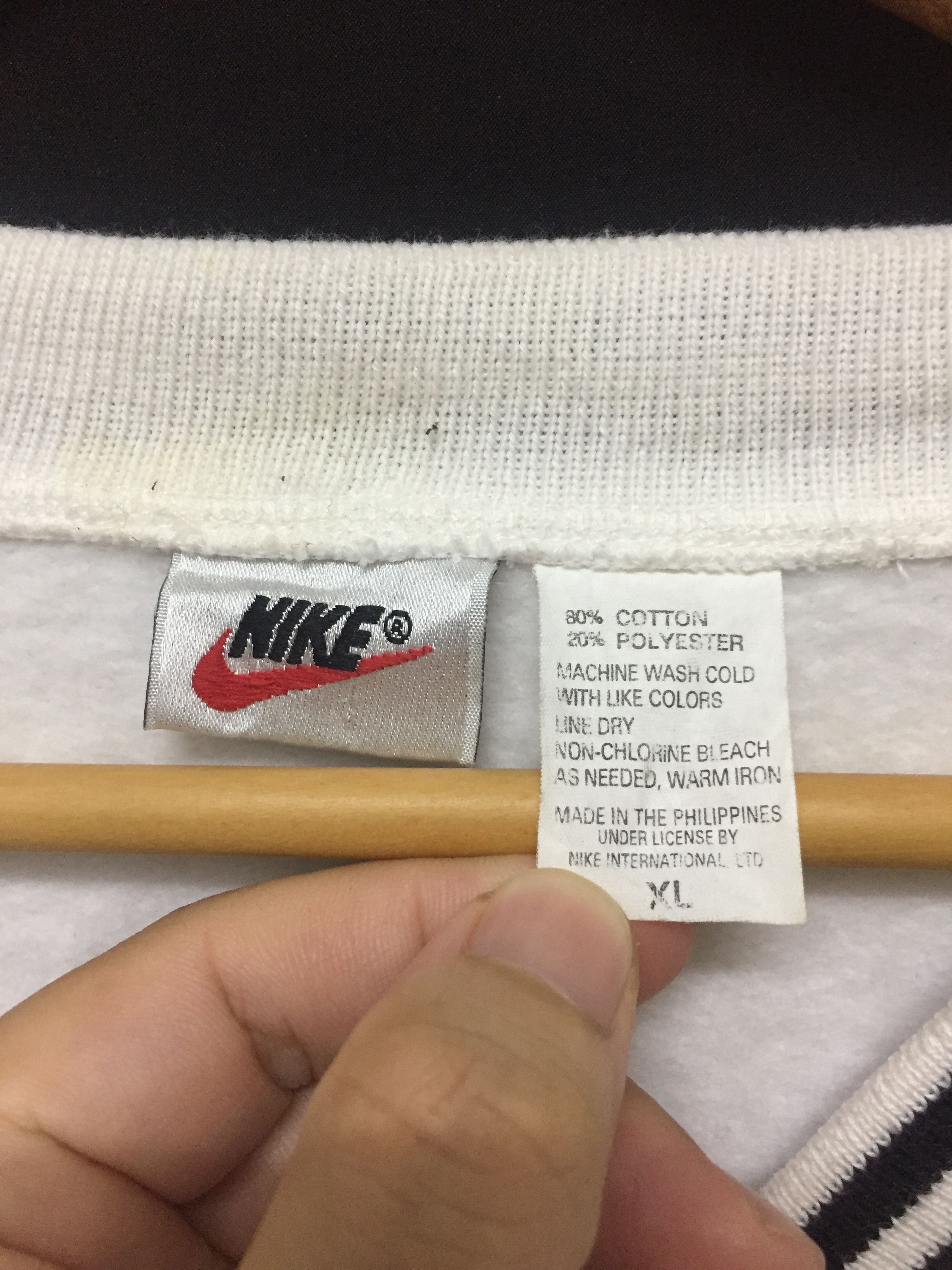 Nike 90's NIKE ring swoosh logo Sweatshirt Size US M / EU 48-50 / 2 - 7 Thumbnail