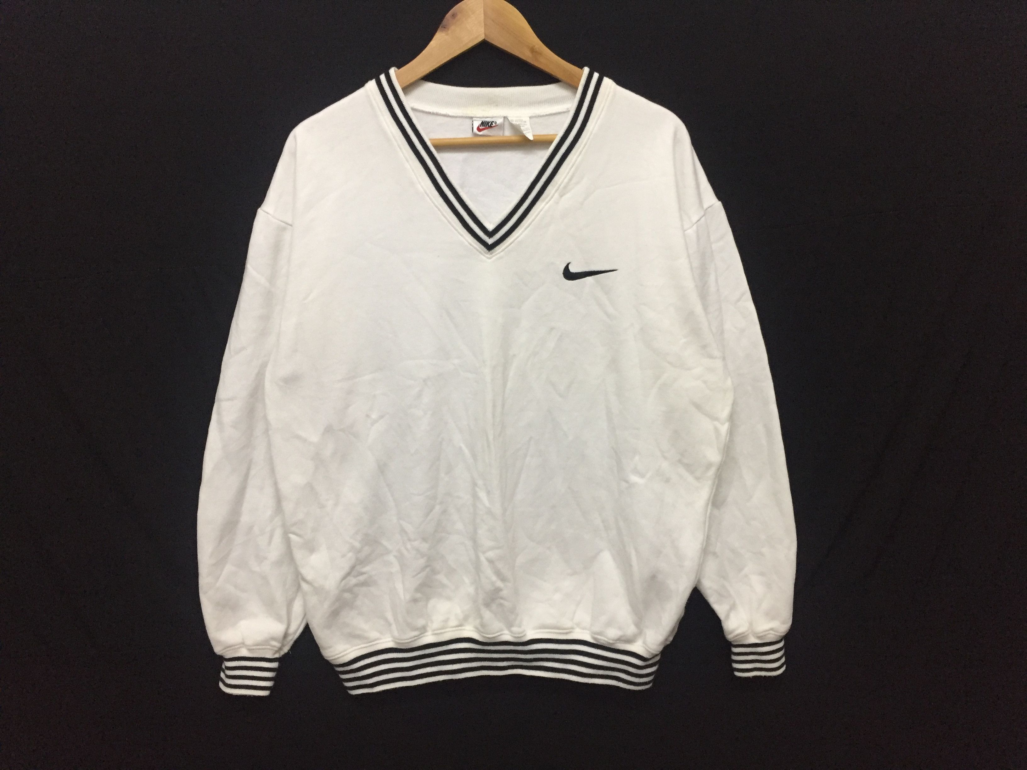 Nike 90's NIKE ring swoosh logo Sweatshirt Size US M / EU 48-50 / 2 - 2 Thumbnail