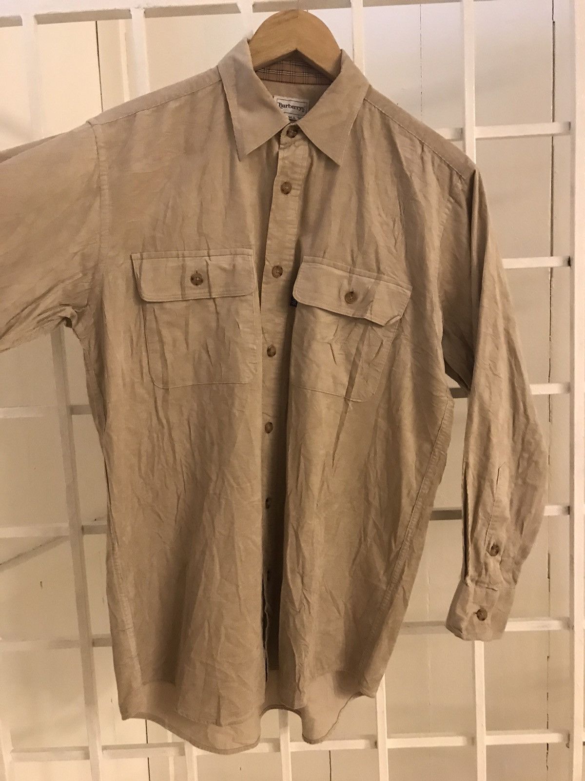 Burberry Burberrys Shirt Plain Size US M / EU 48-50 / 2 - 3 Thumbnail