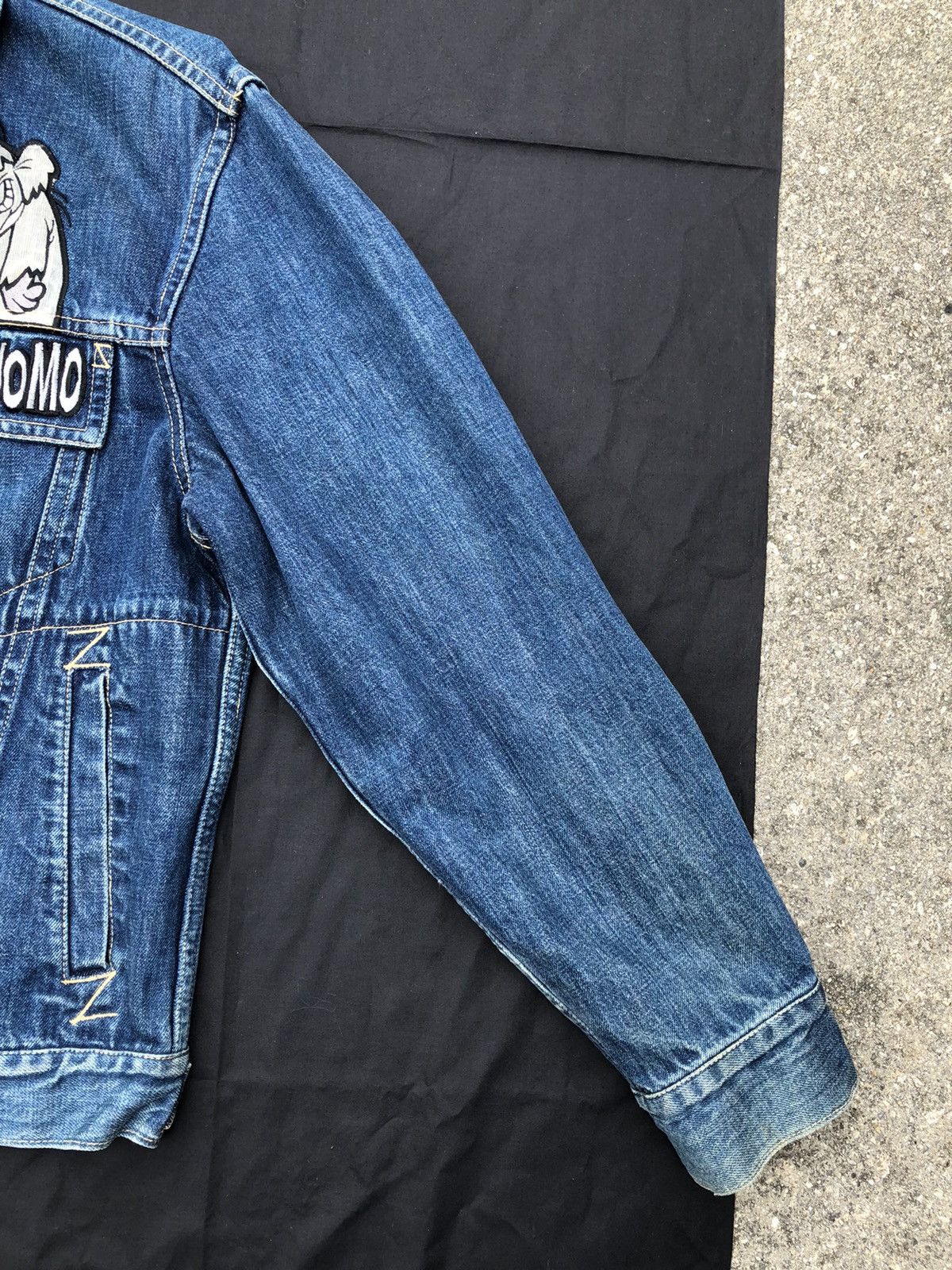 Japanese Brand Vintage 90s Ficce Jeans X Hanna-Barbera Denim Trucker Jacket Size US M / EU 48-50 / 2 - 13 Thumbnail