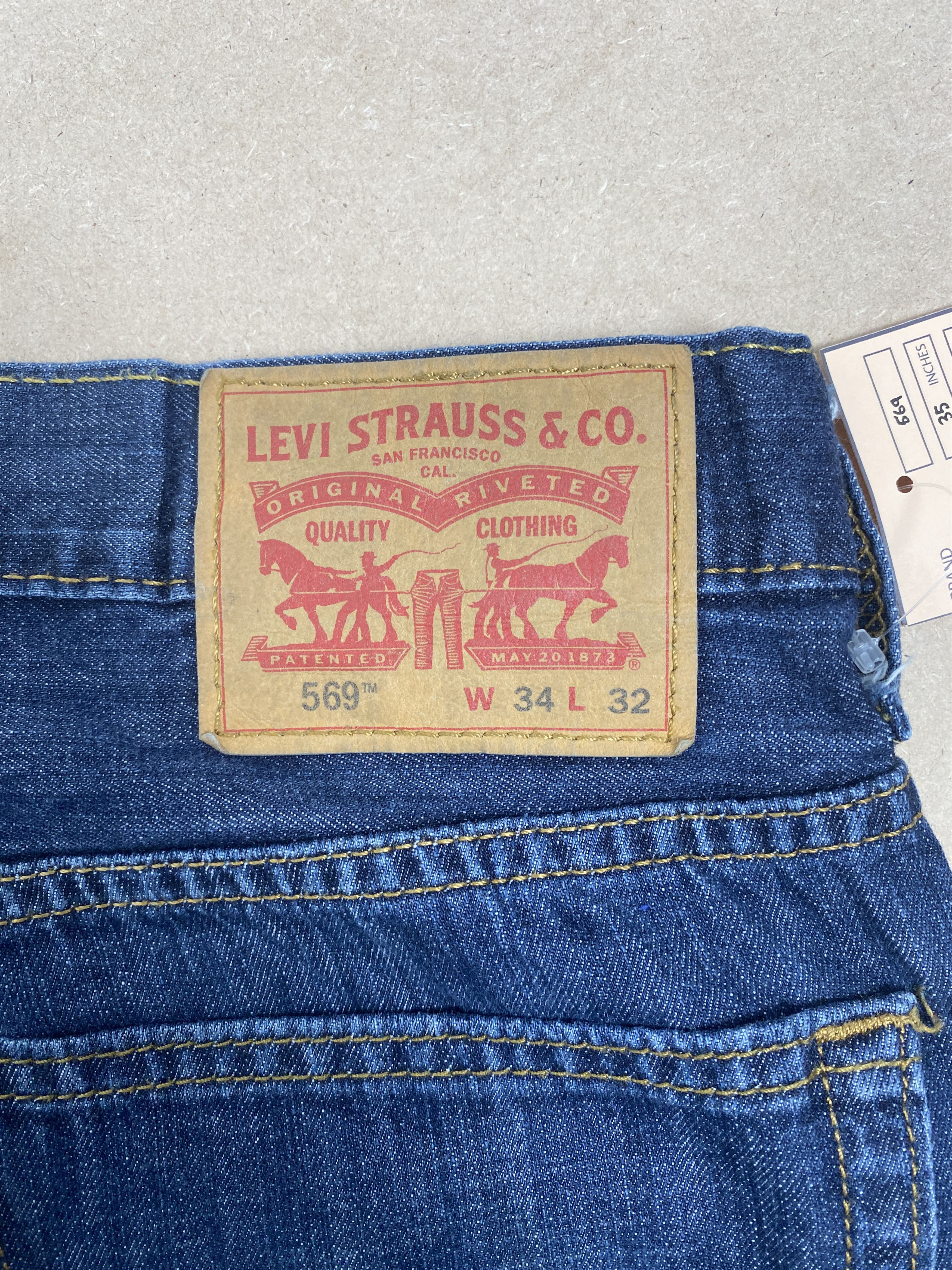 Levi's × Vintage Vintage Levis 569 Straight Cut Paint Dirty Jeans Size US 35 - 7 Thumbnail
