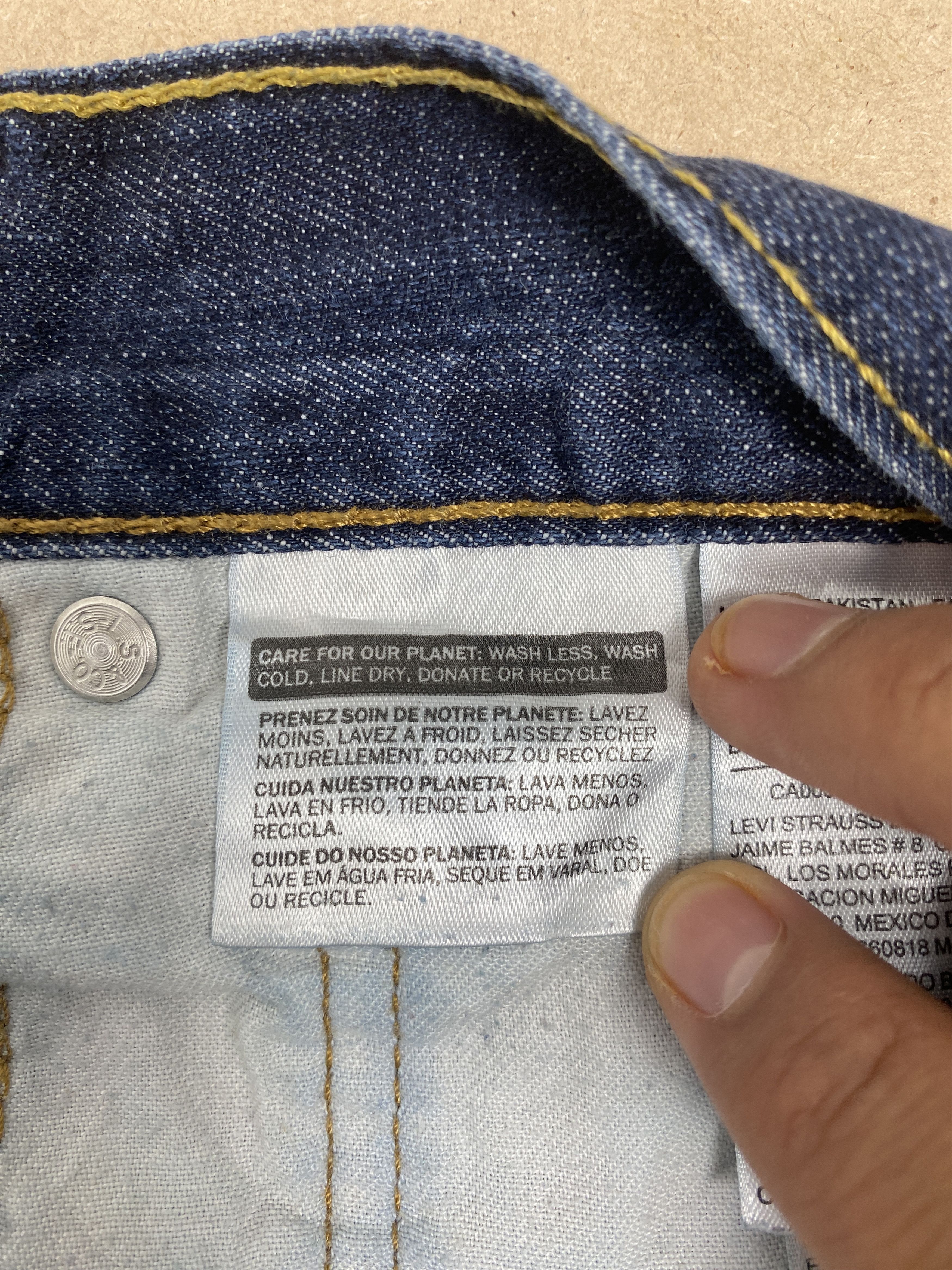 Levi's × Vintage Vintage Levis 569 Straight Cut Paint Dirty Jeans Size US 35 - 10 Thumbnail