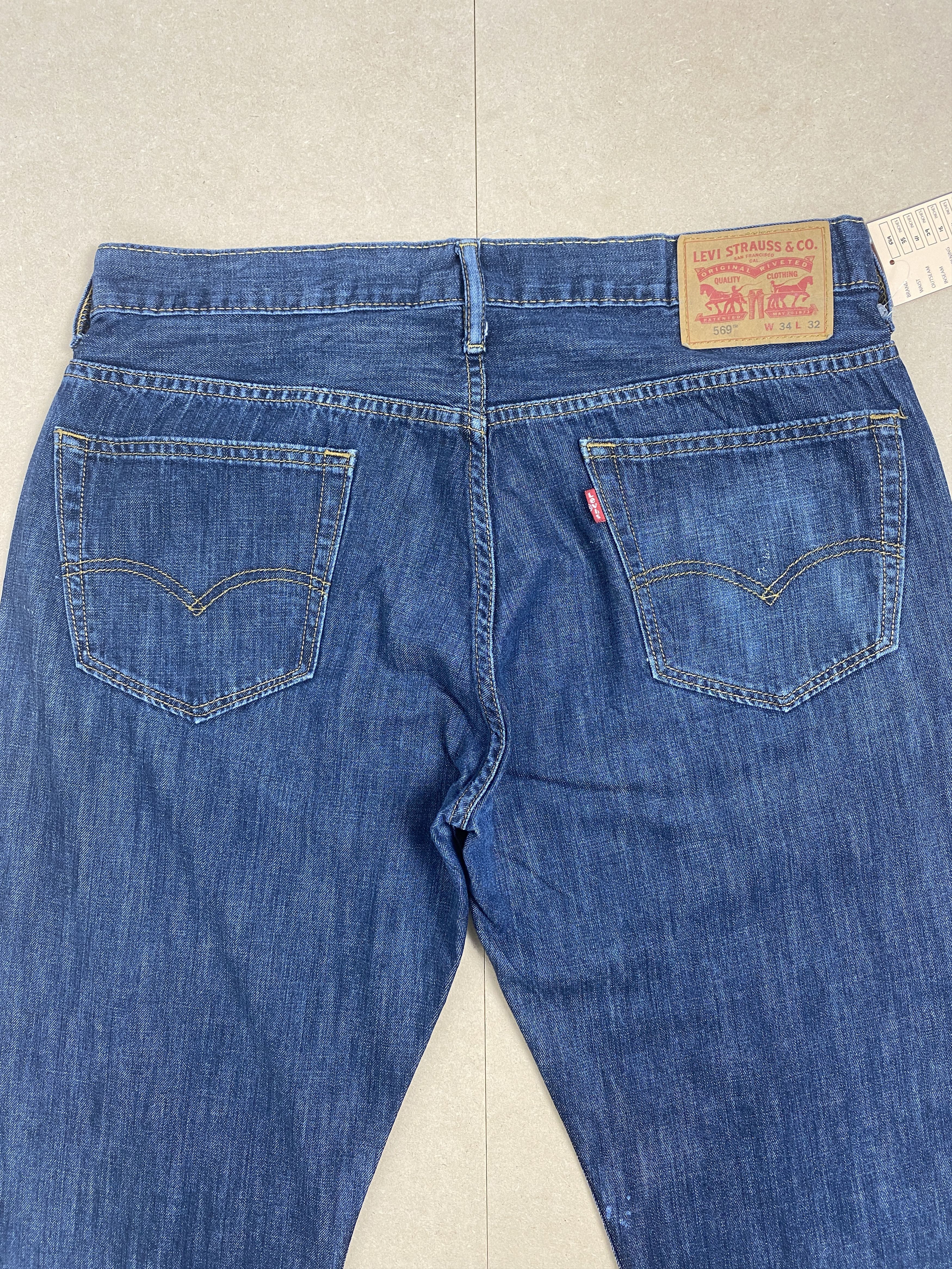 Levi's × Vintage Vintage Levis 569 Straight Cut Paint Dirty Jeans Size US 35 - 6 Thumbnail