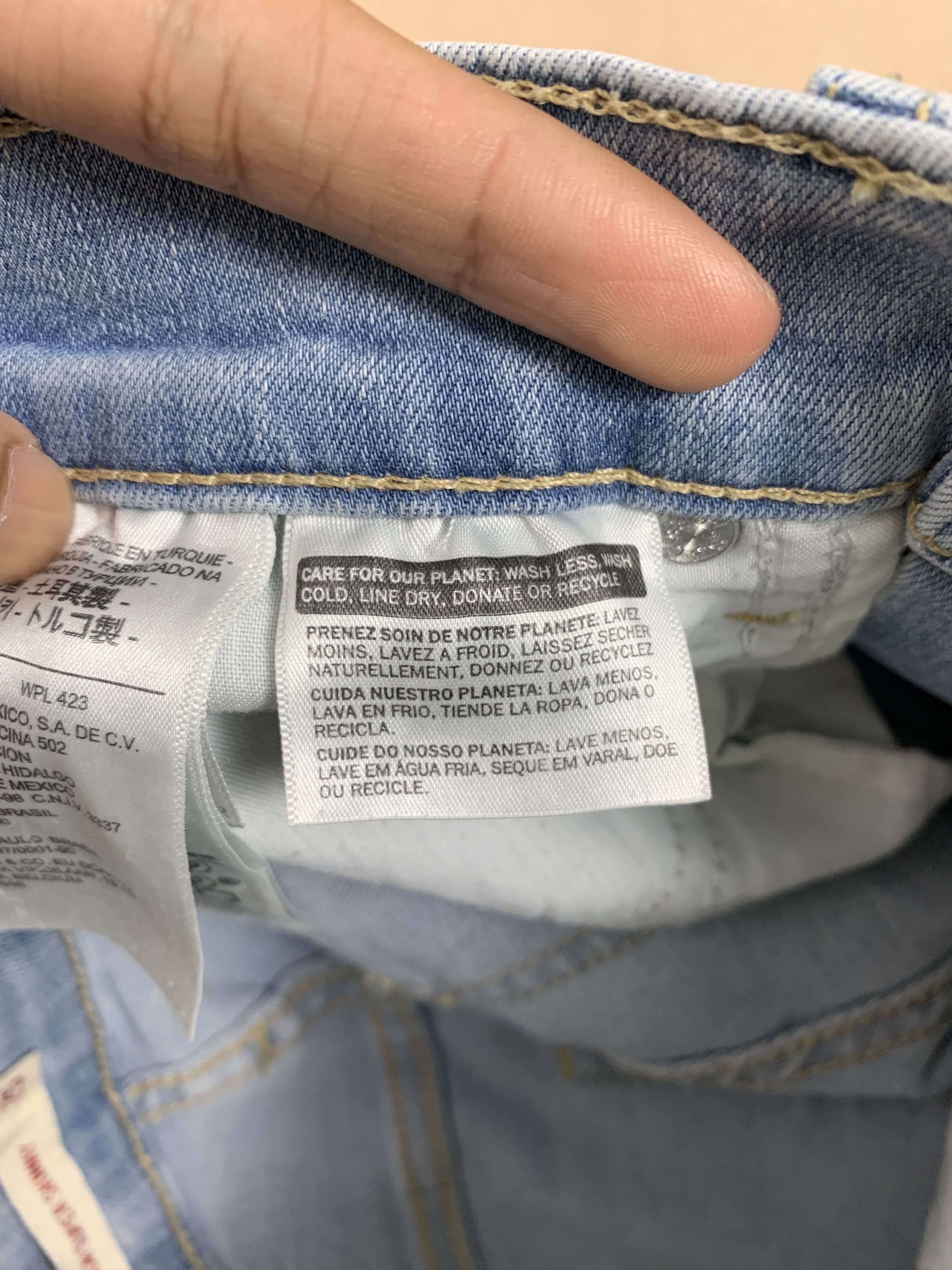 Levi's × Vintage Vintage Levi's Mile High Super Skinny Distressed Jeans Size 23" - 13 Thumbnail