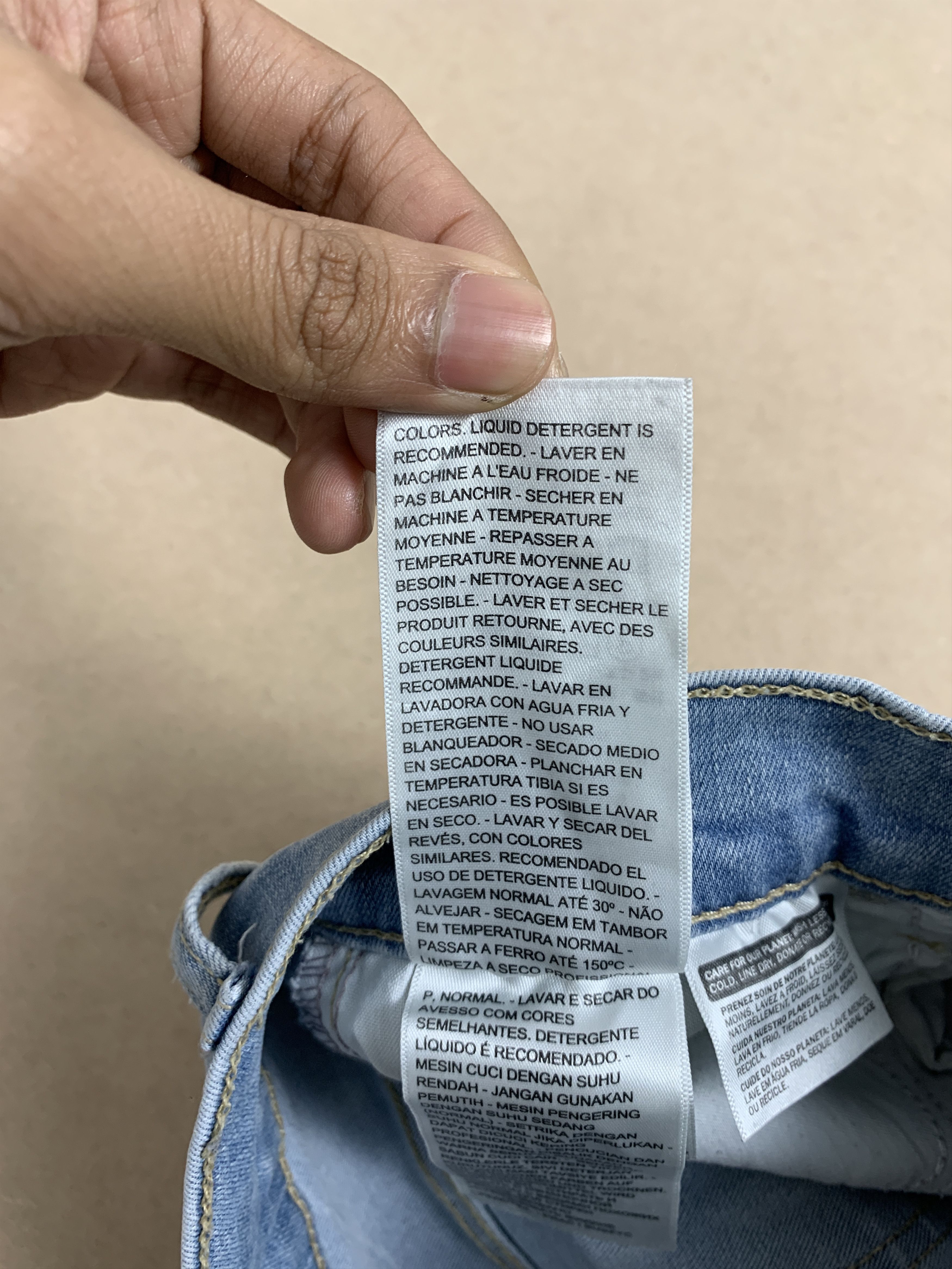 Levi's × Vintage Vintage Levi's Mile High Super Skinny Distressed Jeans Size 23" - 18 Thumbnail