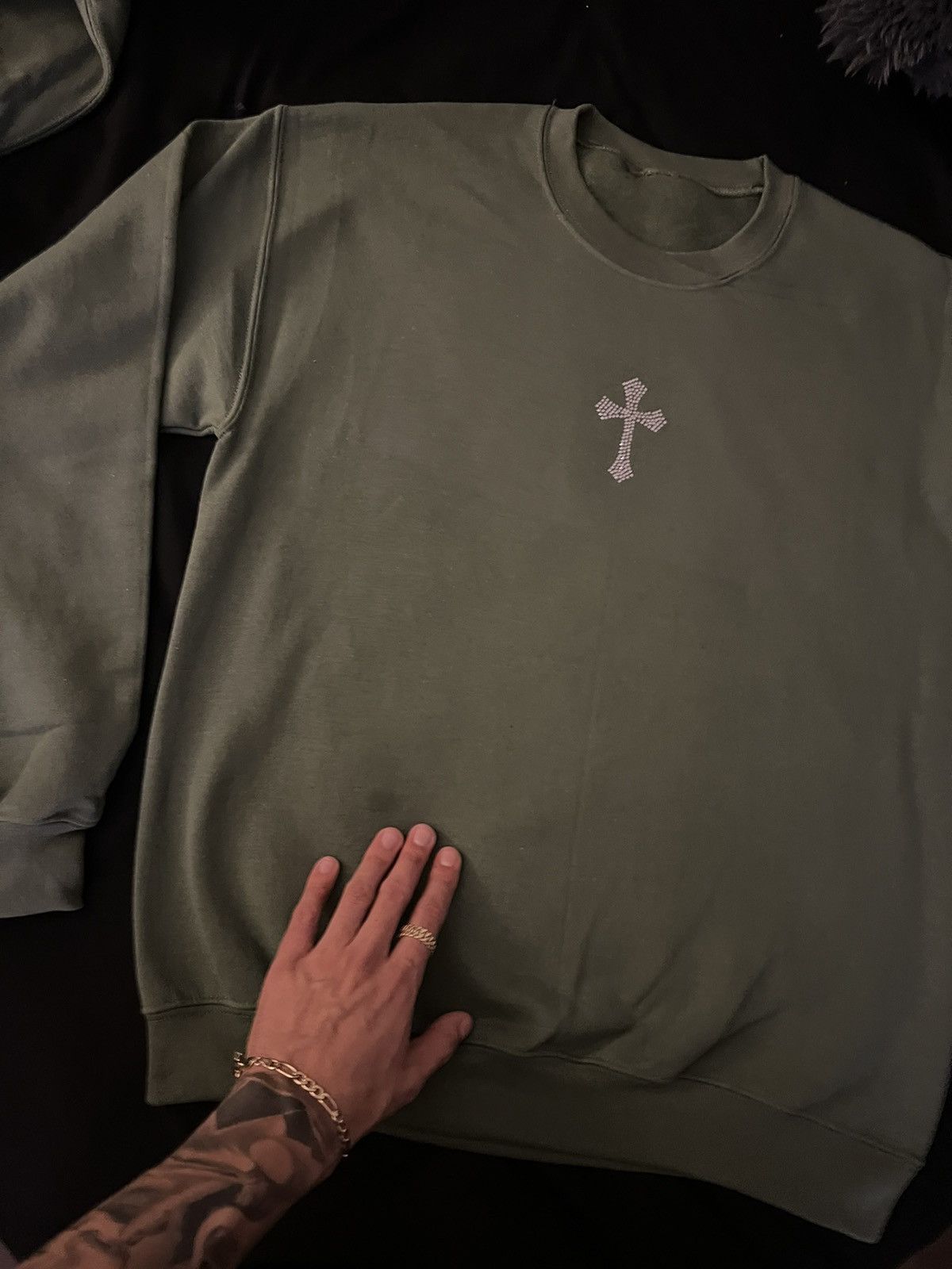 Rhinestones Cross Vintage Crewneck Sweatshirt