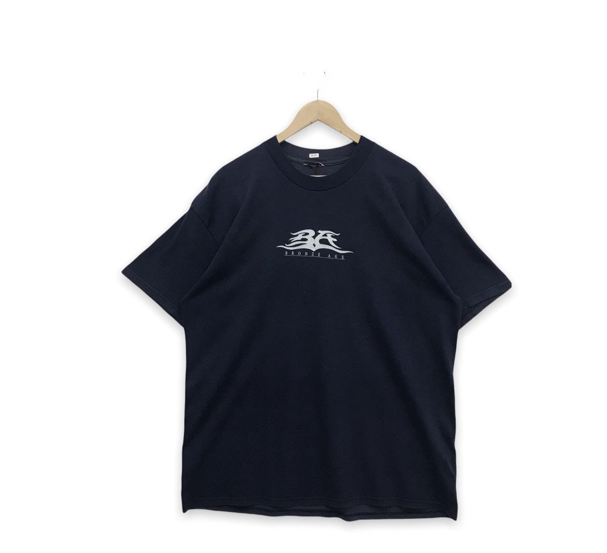 Vintage Vintage Bronze Age Skate Surfing Tee Size US XL / EU 56 / 4 - 2 Thumbnail