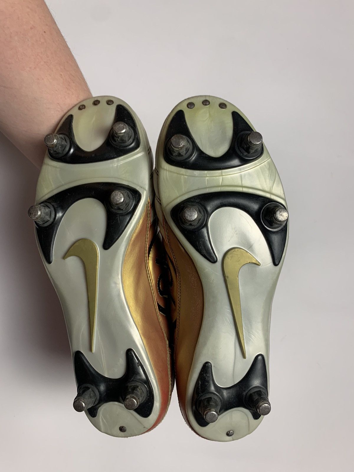 Vintage Vintage Nike Total 90 boots gold size US 9 Size US 9 / EU 42 - 8 Thumbnail