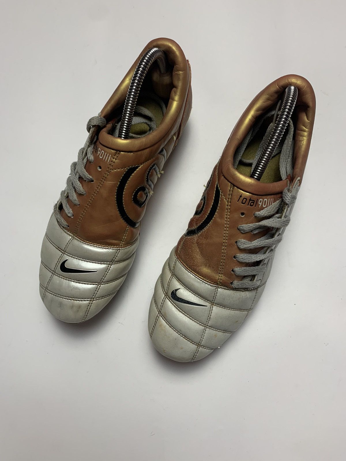 Vintage Vintage Nike Total 90 boots gold size US 9 Size US 9 / EU 42 - 3 Thumbnail