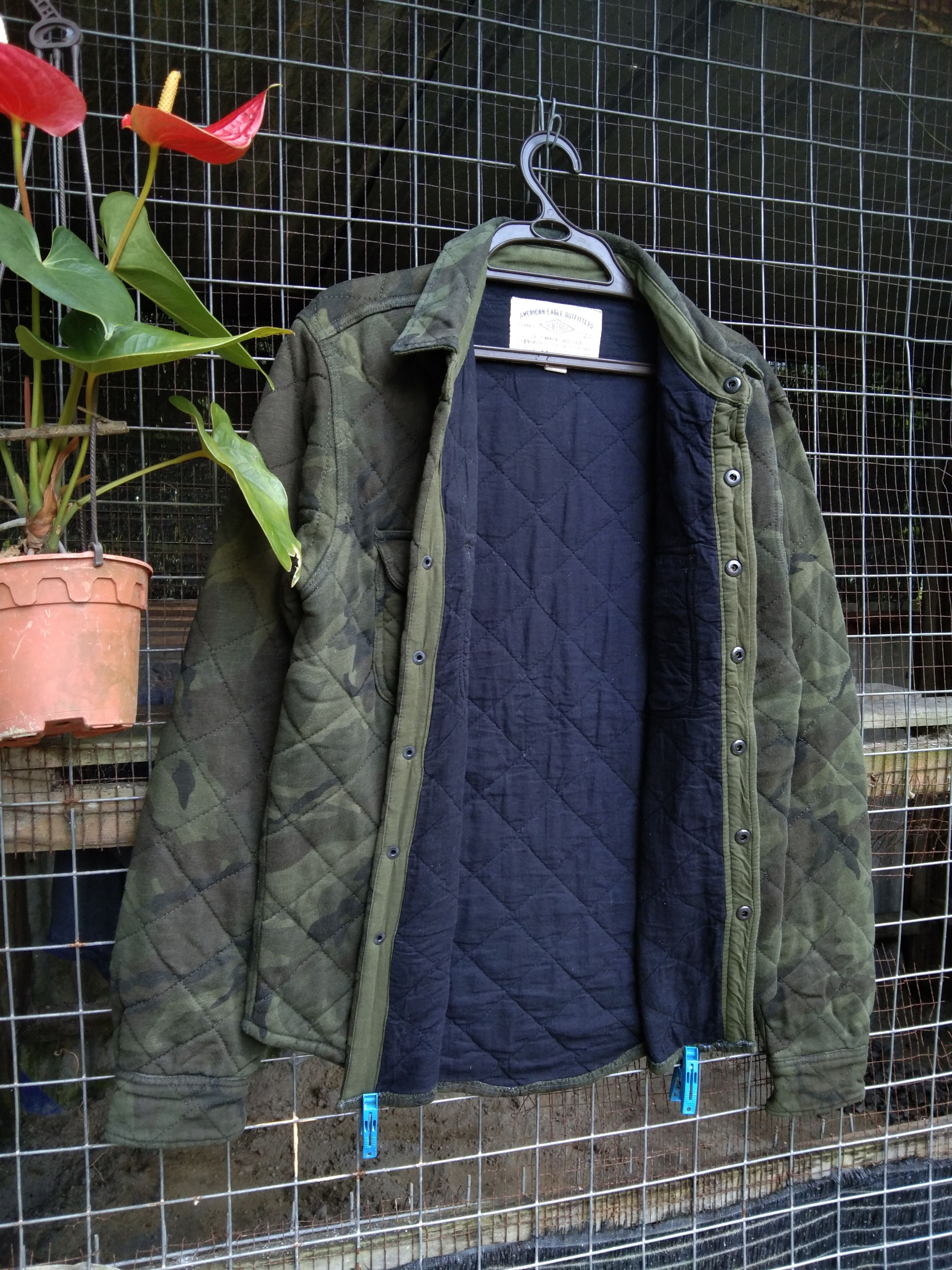 American Eagle Outfitters MEN'S CAMOUFLAGE QUILTED JACKET Size US S / EU 44-46 / 1 - 3 Thumbnail