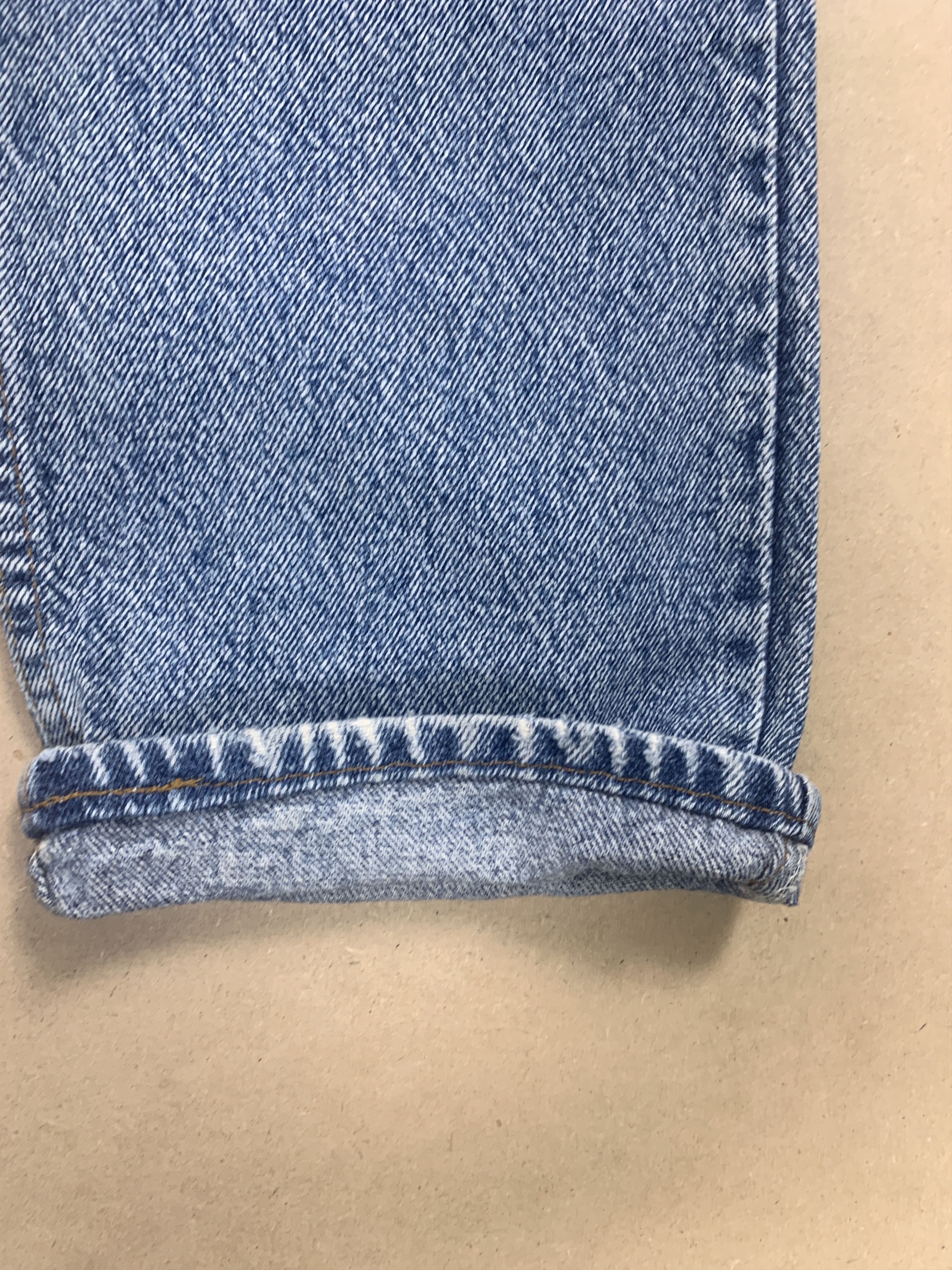 Levi's Vintage Levis 540 Straight Cut Faded Mid Wash Jeans Size US 34 / EU 50 - 4 Thumbnail