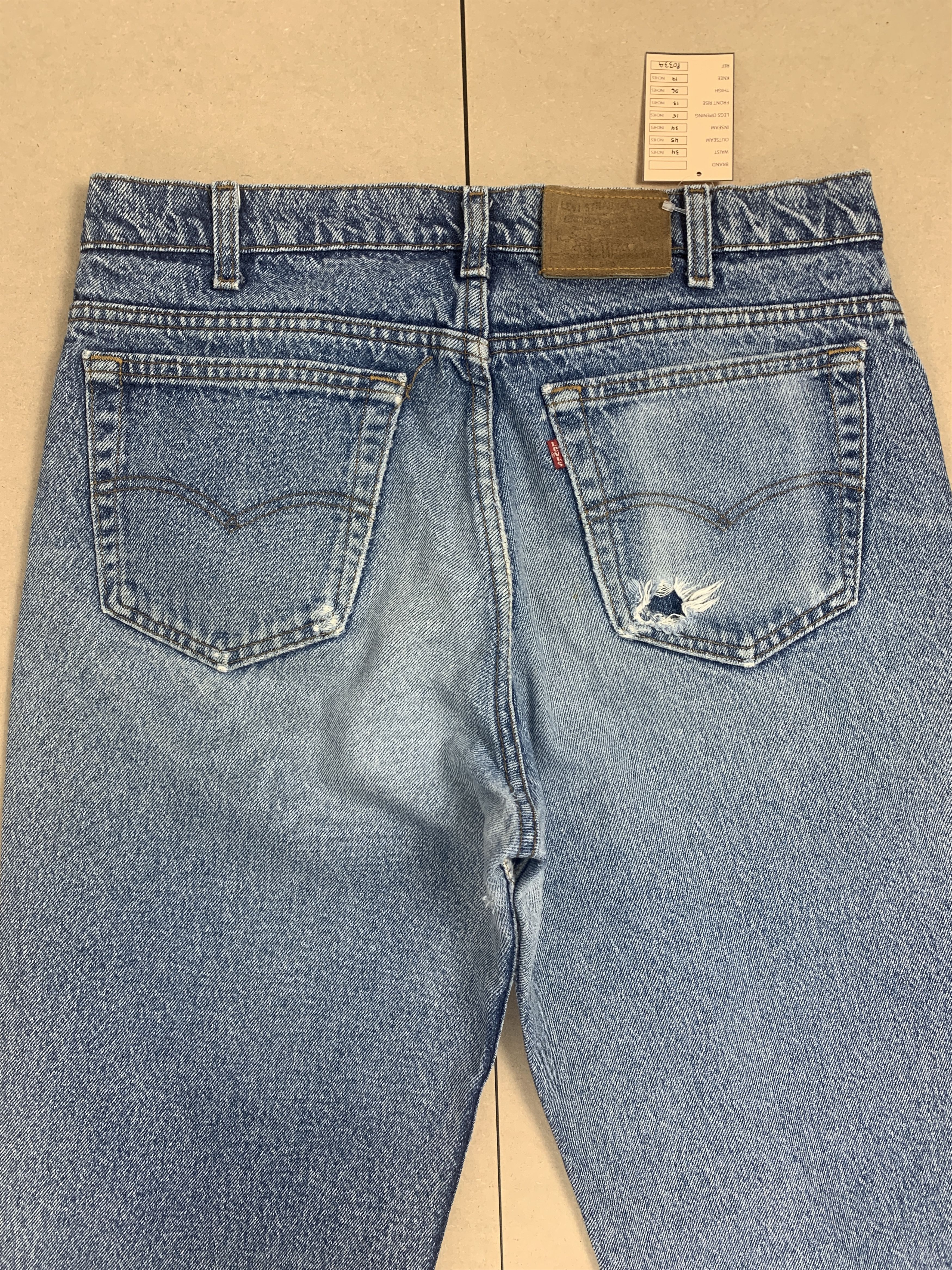 Levi's Vintage Levis 540 Straight Cut Faded Mid Wash Jeans Size US 34 / EU 50 - 6 Thumbnail