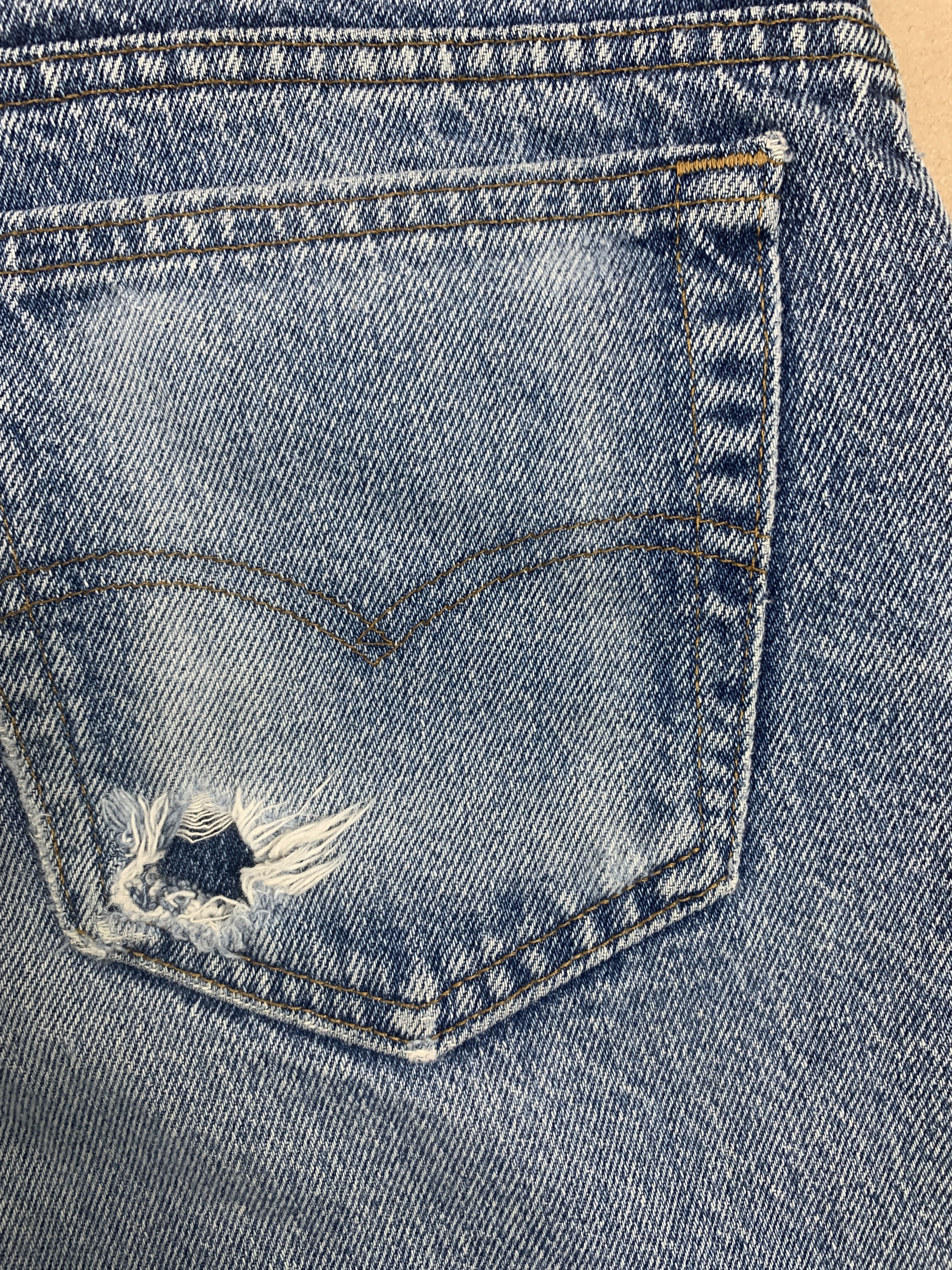Levi's Vintage Levis 540 Straight Cut Faded Mid Wash Jeans Size US 34 / EU 50 - 9 Thumbnail