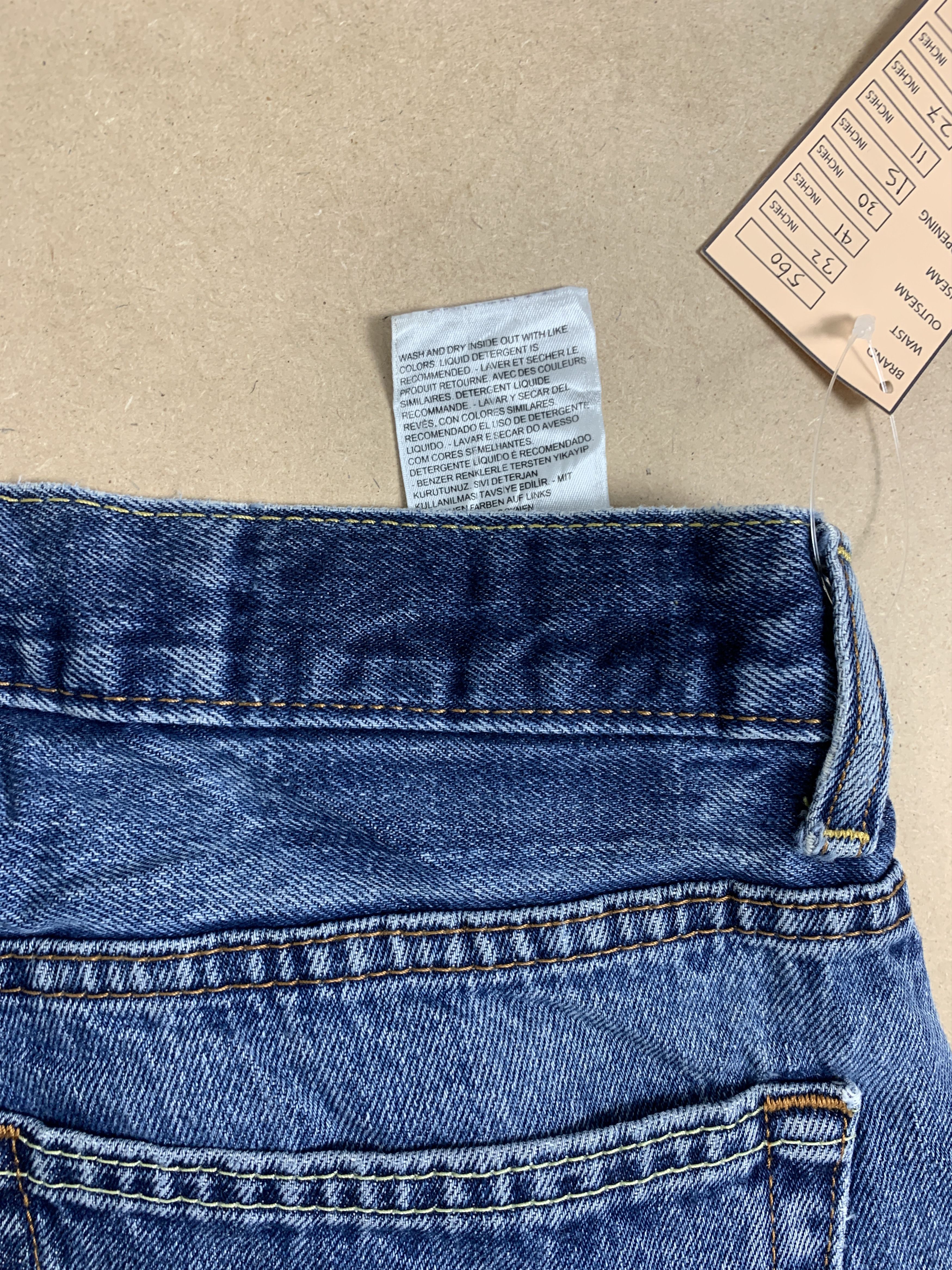 Levi's × Vintage Vintage Levi's 560 Faded Blue Jeans Size US 36 / EU 52 - 7 Thumbnail
