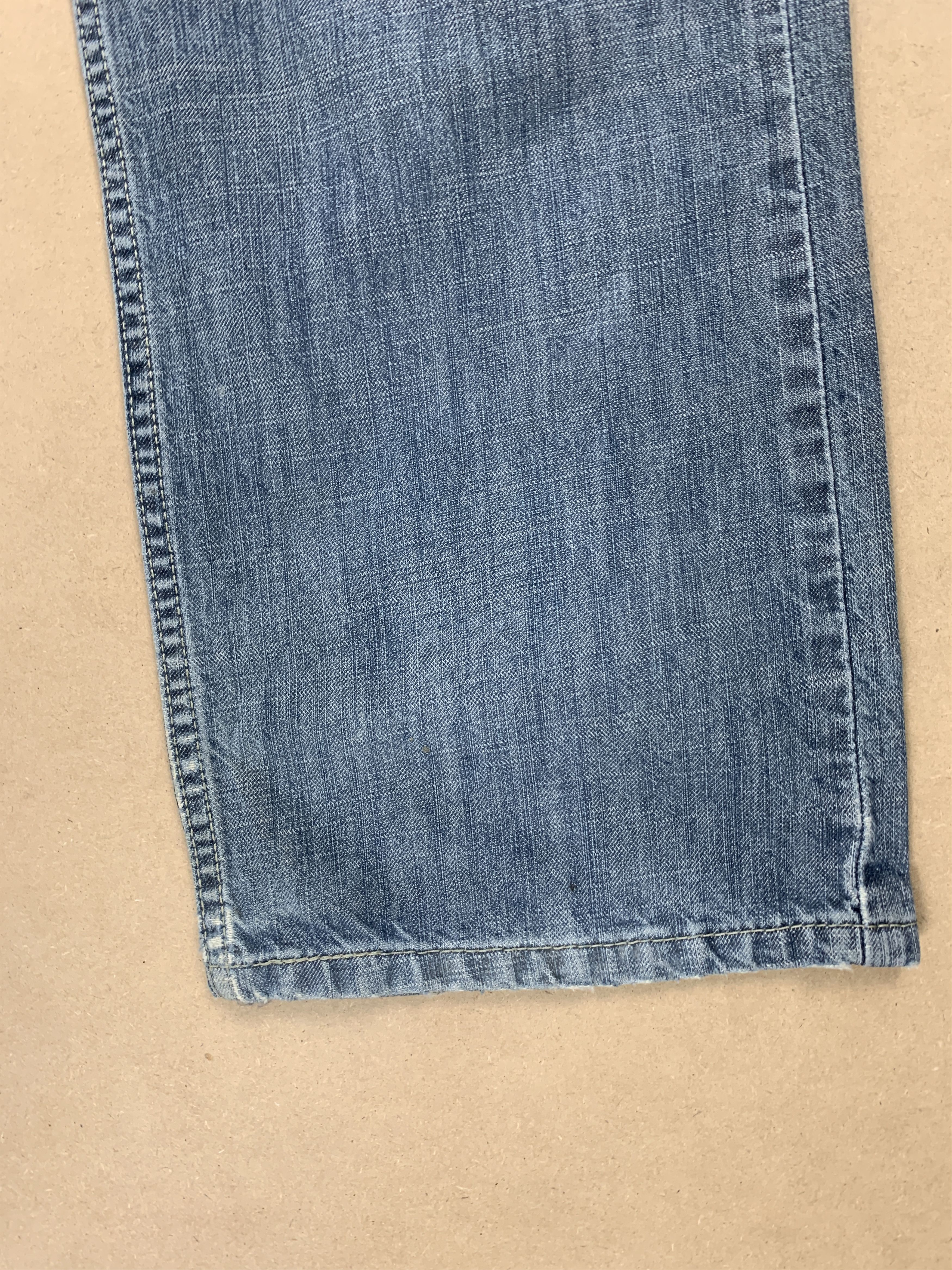 Levi's Vintage LEVI'S 569 Straight Cut Faded Mid Wash Jeans Size US 34 / EU 50 - 6 Thumbnail
