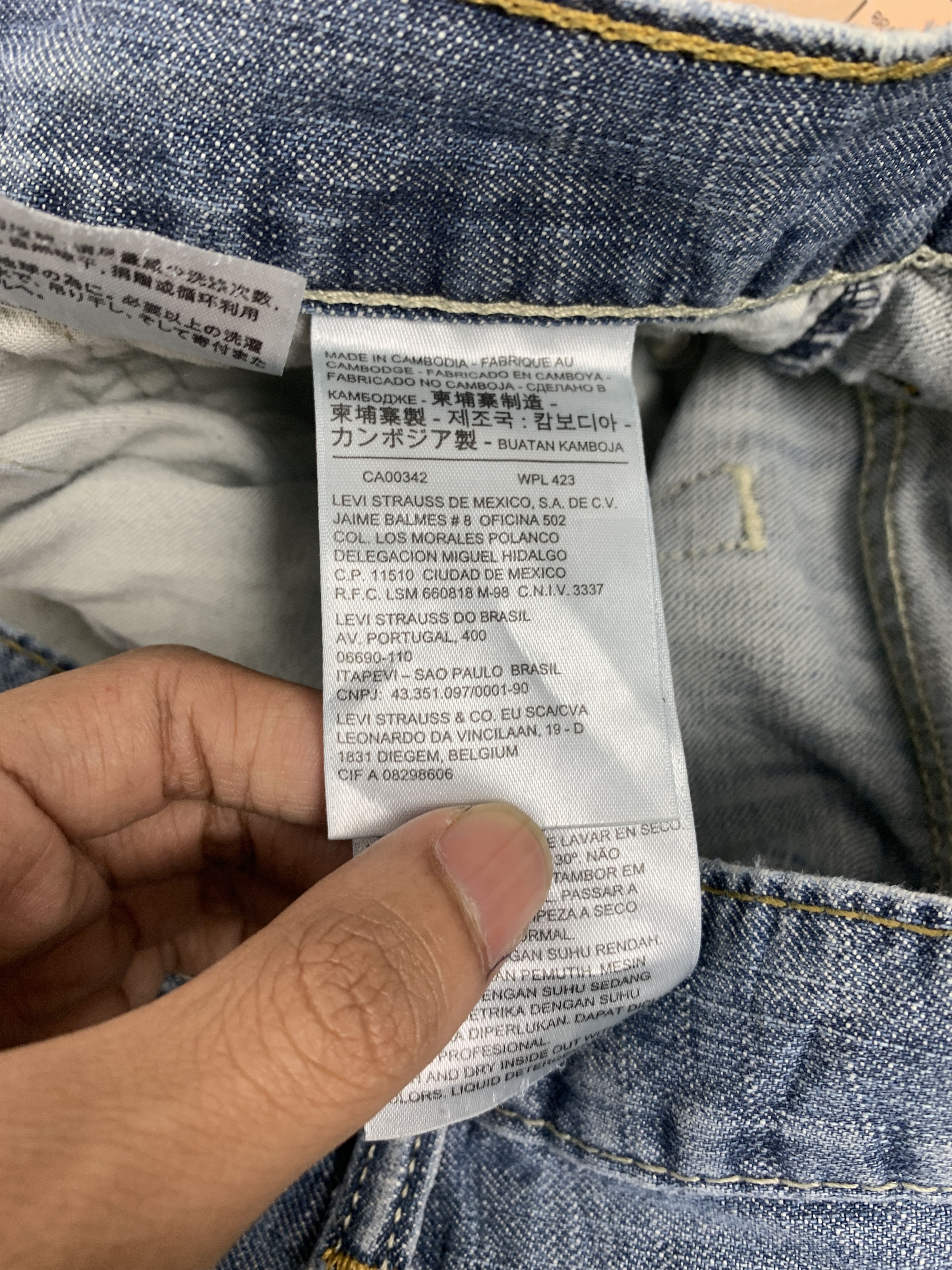 Levi's Vintage LEVI'S 569 Straight Cut Faded Mid Wash Jeans Size US 34 / EU 50 - 16 Thumbnail