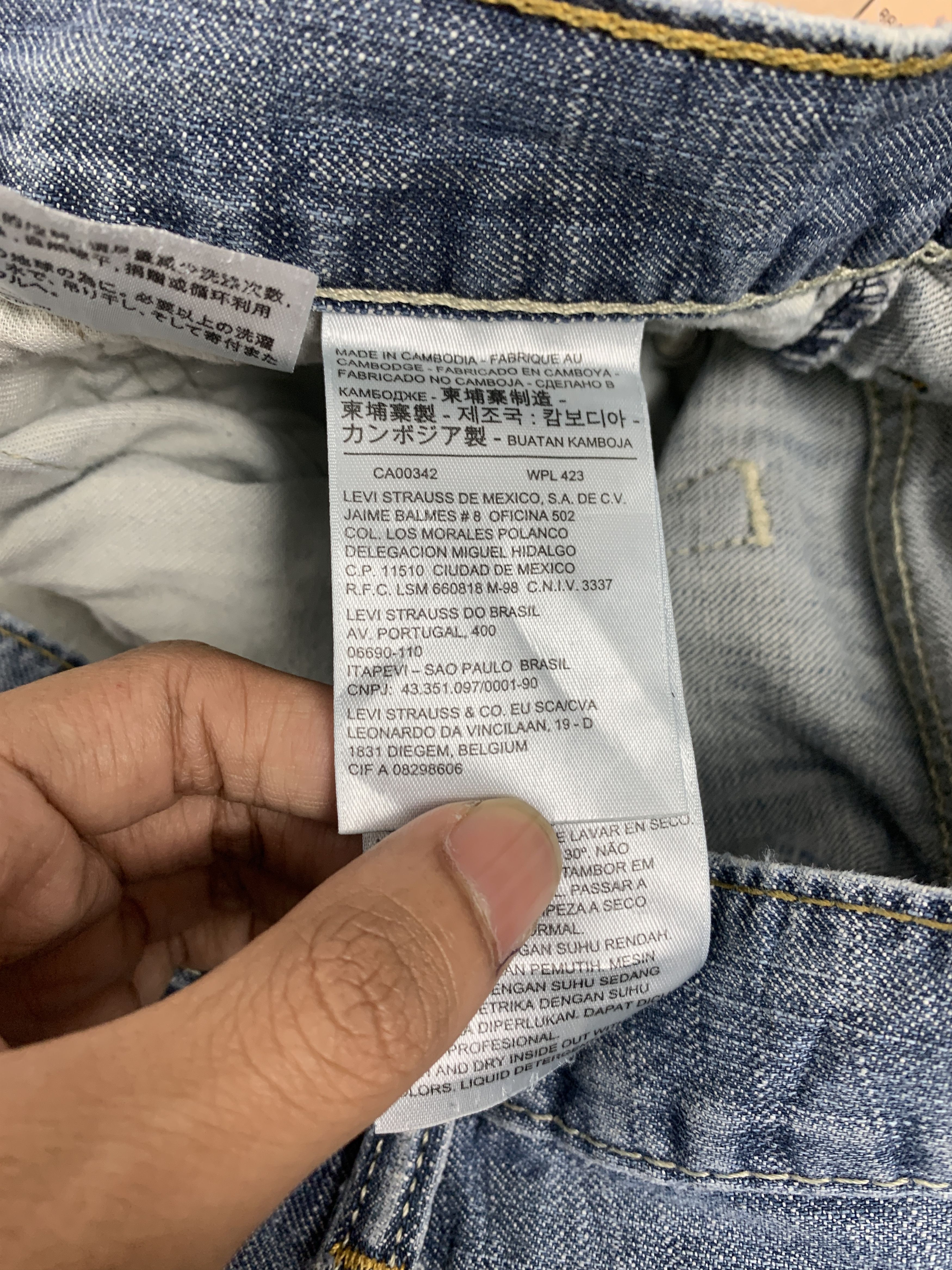 Levi's Vintage LEVI'S 569 Straight Cut Faded Mid Wash Jeans Size US 34 / EU 50 - 17 Thumbnail