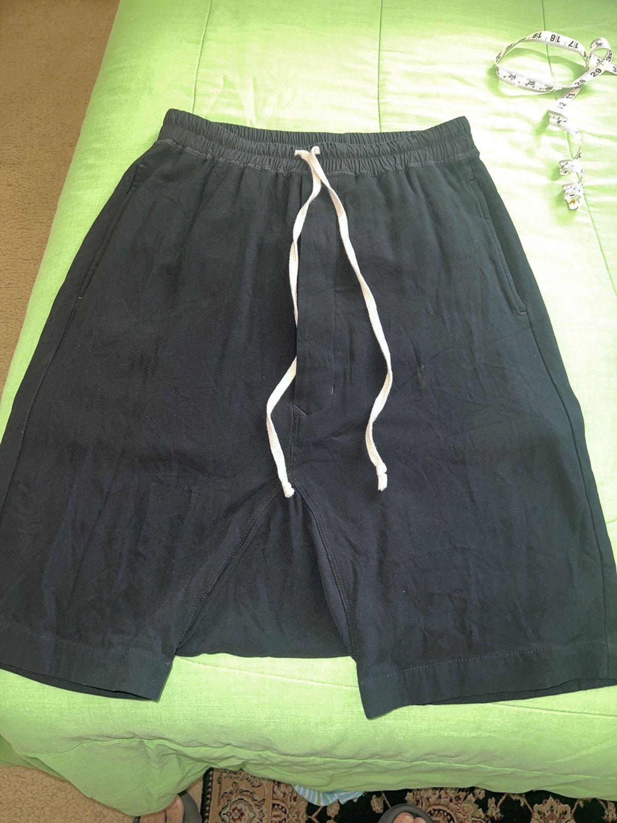 image of Rick Owens Pod Shorts in Black, Men's (Size 36)