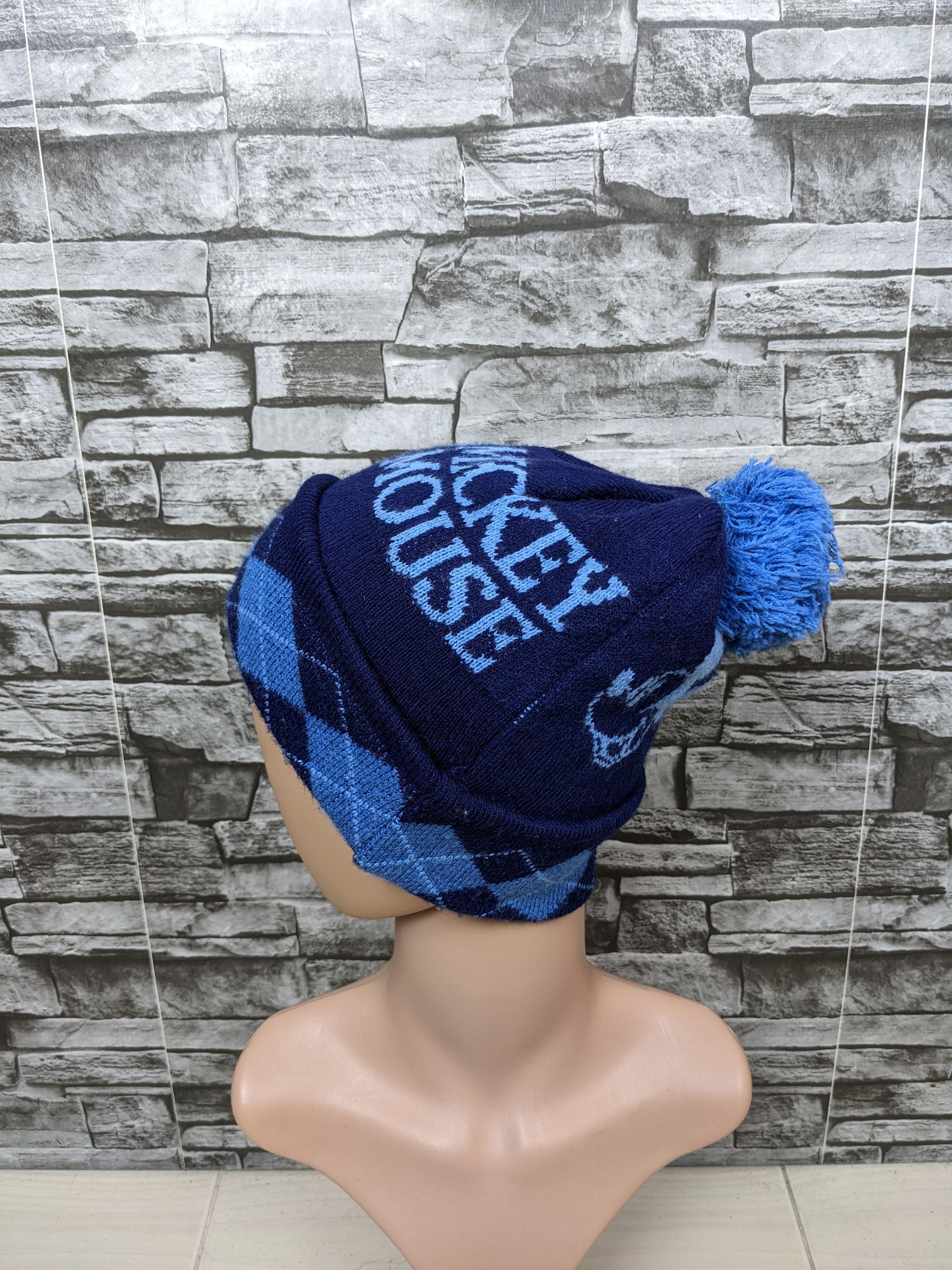 Cartoon Network Vintage Disney Mickey Mouse Beanie Hat Cap Snowcap Ski Size ONE SIZE - 2 Thumbnail