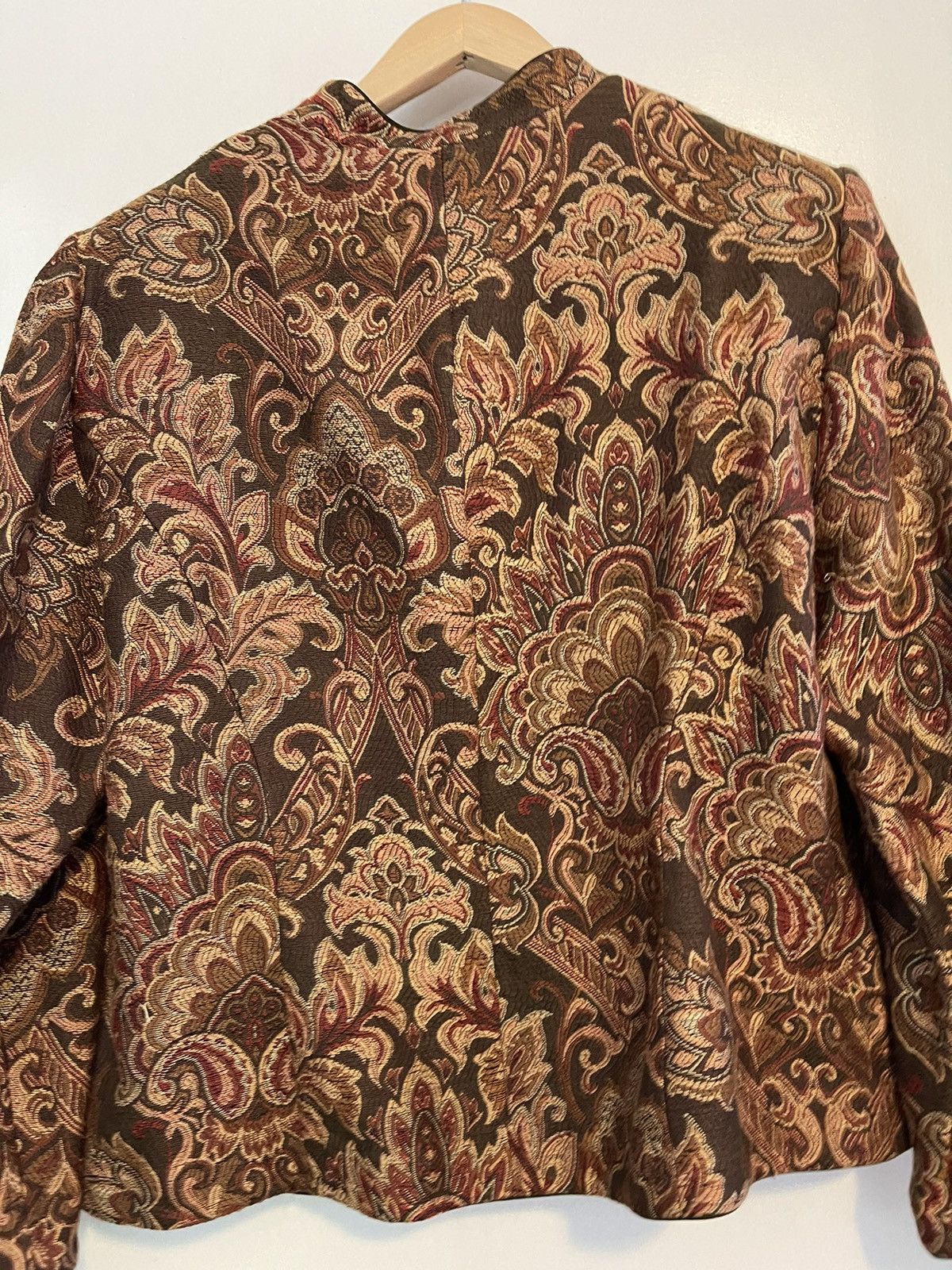 Japanese Brand × Vintage Multiprinted medieval jacket Size US M / EU 48-50 / 2 - 3 Thumbnail