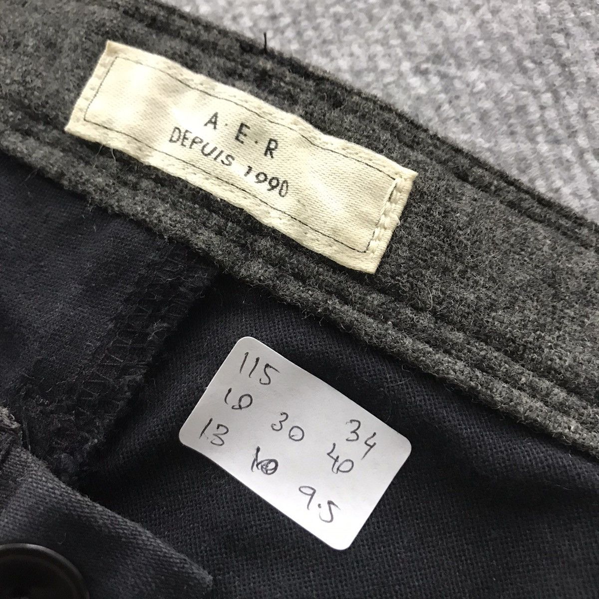 Japanese Brand VINTAGE DEPUIS 1990 BLACK RUSTY BAGGY PANTS Size US 34 / EU 50 - 13 Thumbnail
