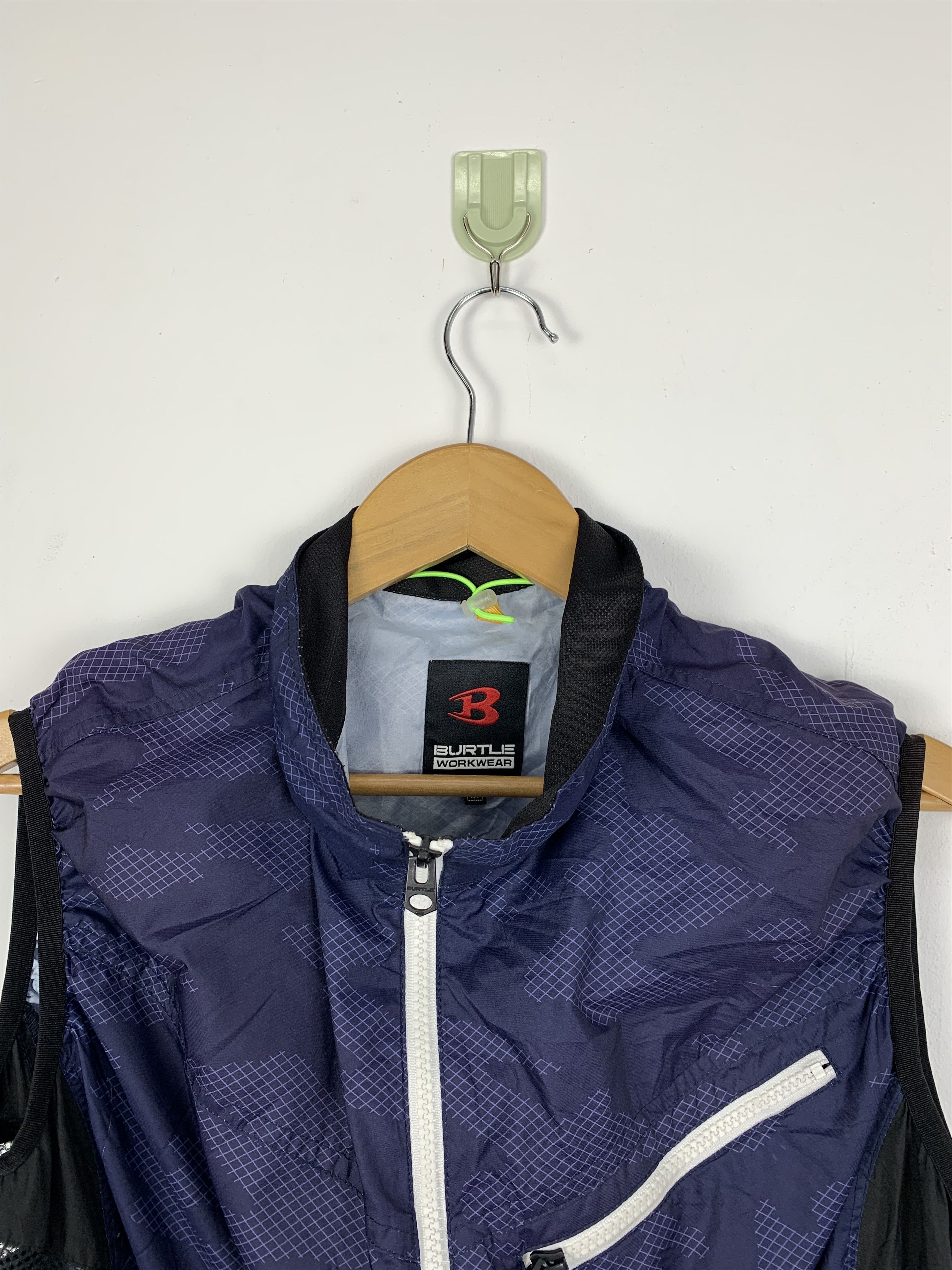 Japanese Brand Vintage Burtle Zip Up Vests Size US S / EU 44-46 / 1 - 2 Thumbnail