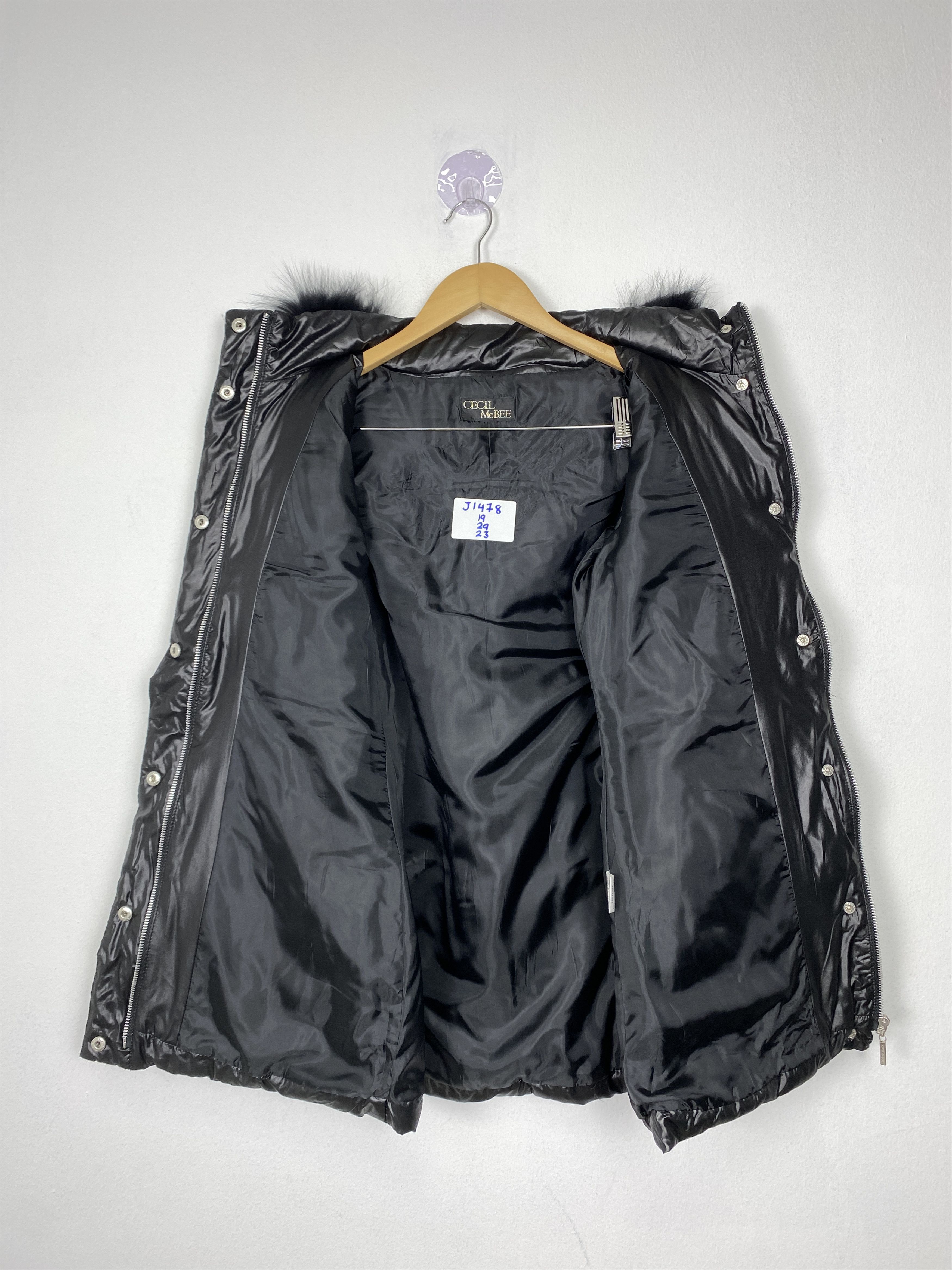 Japanese Brand Vintage CECIL McBee Puffer Down Jacket Fur J1478 Size S / US 4 / IT 40 - 8 Thumbnail
