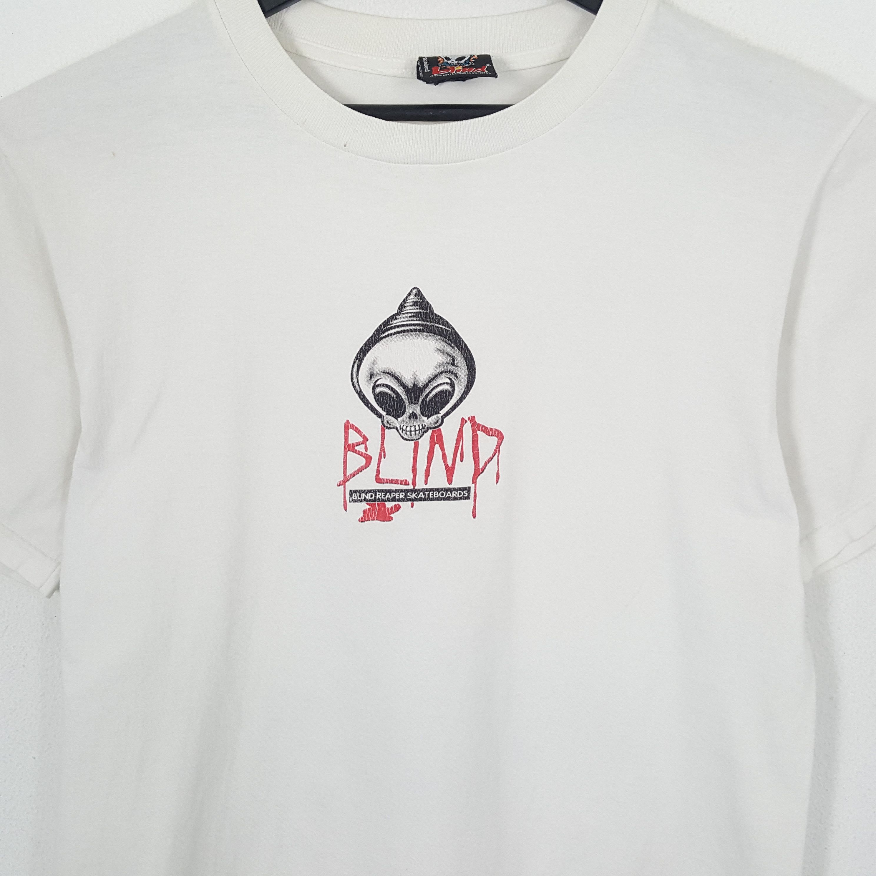 Vintage BLIND SKATEBOARDS Streetwear Style Vintage Tshirt Size US L / EU 52-54 / 3 - 4 Thumbnail