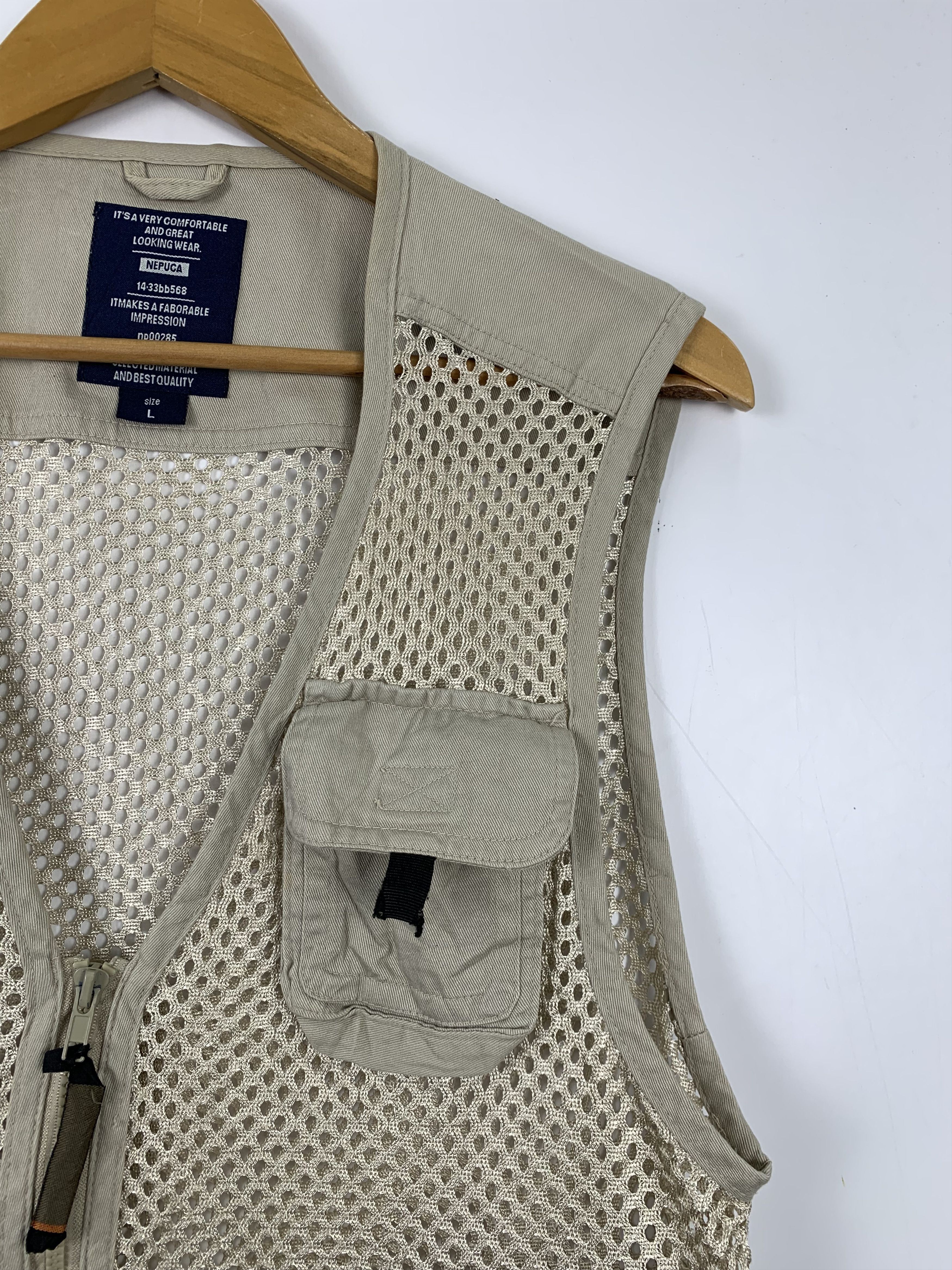Japanese Brand NEPUCA Net Multi Pocket Zip Fishing Vests Size US XS / EU 42 / 0 - 4 Thumbnail