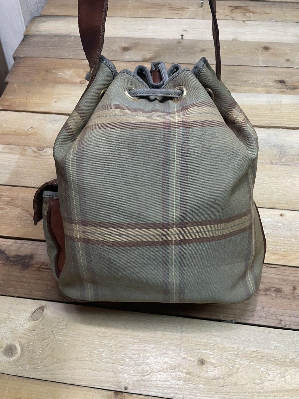 Burberry Authentic Vintage BURBERRY Bucket Shoulder Bag Size ONE SIZE - 3 Thumbnail