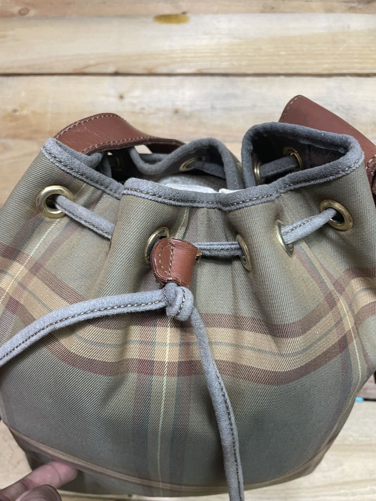 Burberry Authentic Vintage BURBERRY Bucket Shoulder Bag Size ONE SIZE - 12 Thumbnail