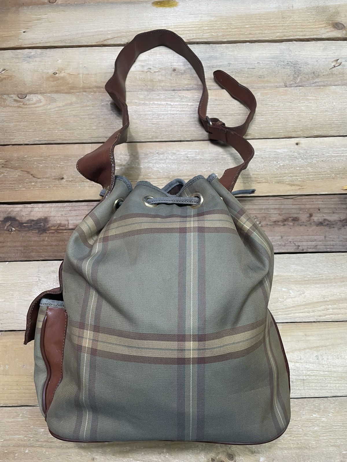 Burberry Authentic Vintage BURBERRY Bucket Shoulder Bag Size ONE SIZE - 2 Thumbnail