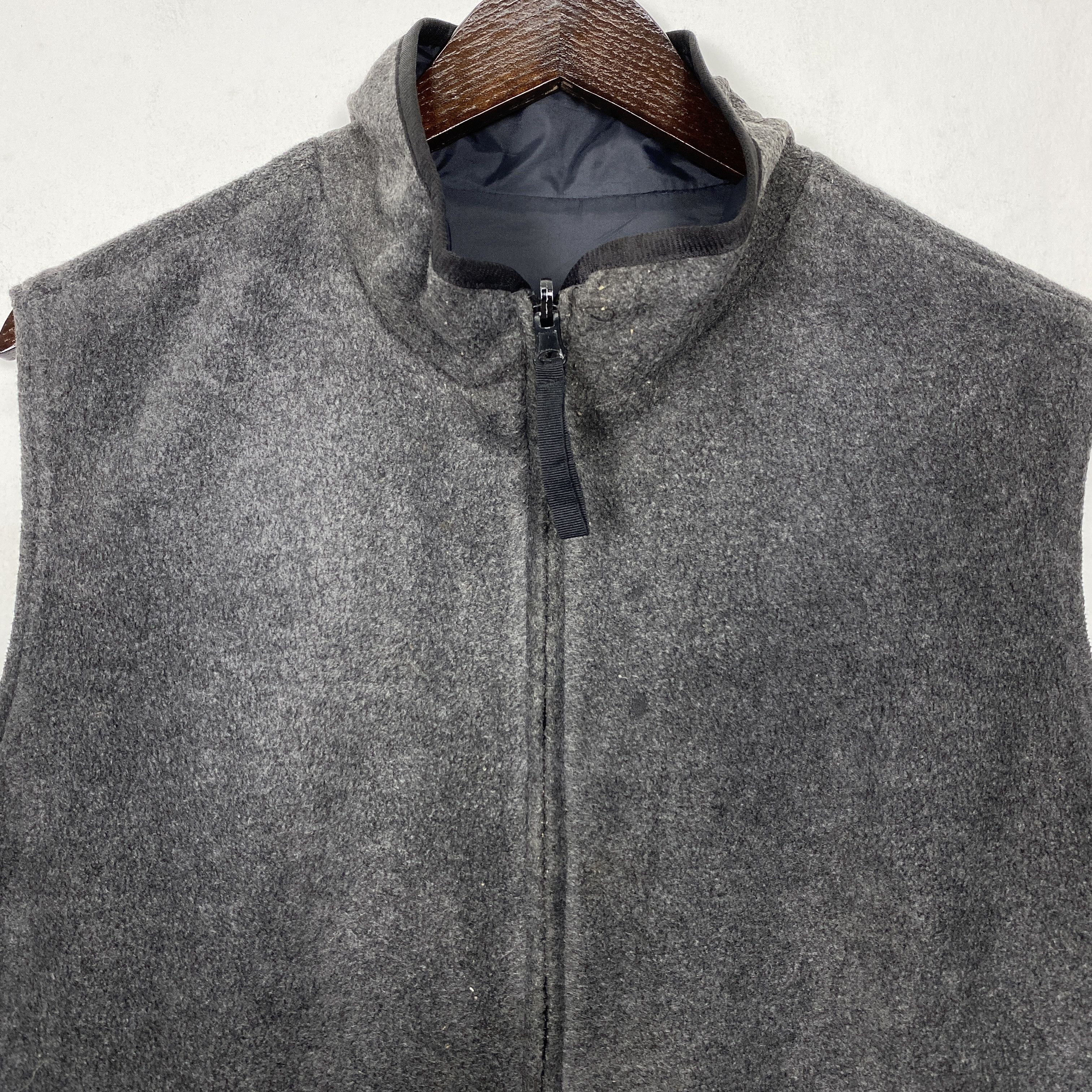 Japanese Brand Vintage Japanese Brand Fleece Vest Size US L / EU 52-54 / 3 - 2 Thumbnail