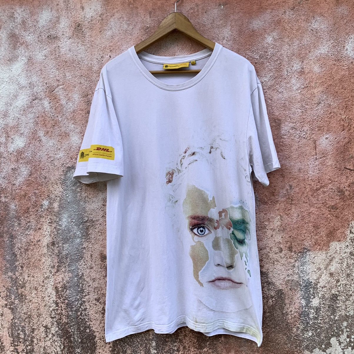 Vintage Thrashed Dhl X Cirque Du Soleil Tshirt Size US XL / EU 56 / 4 - 1 Thumbnail
