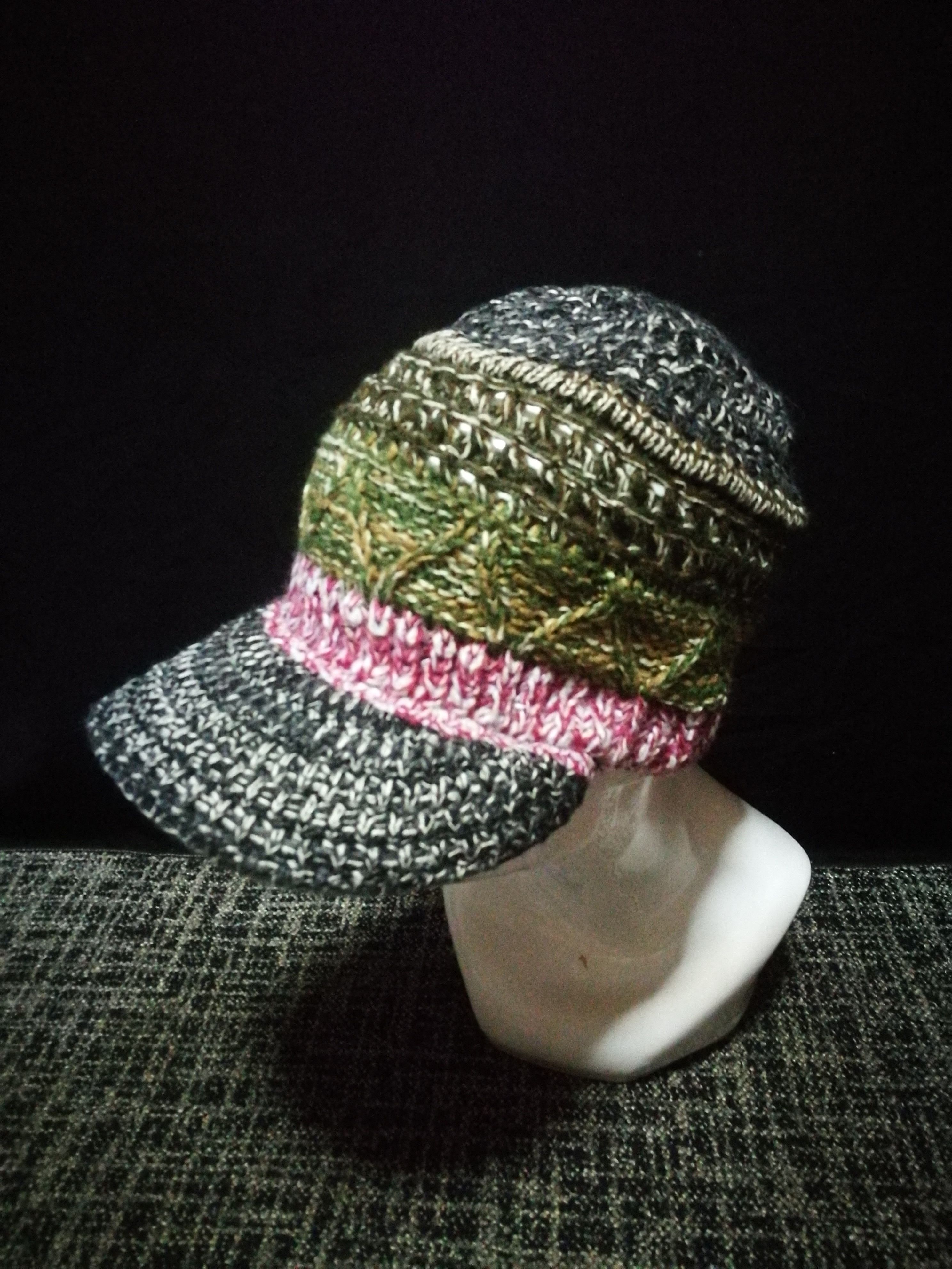 Columbia × Columbiaknit Columbia Knit Hat With Visor Size ONE SIZE - 1 Thumbnail