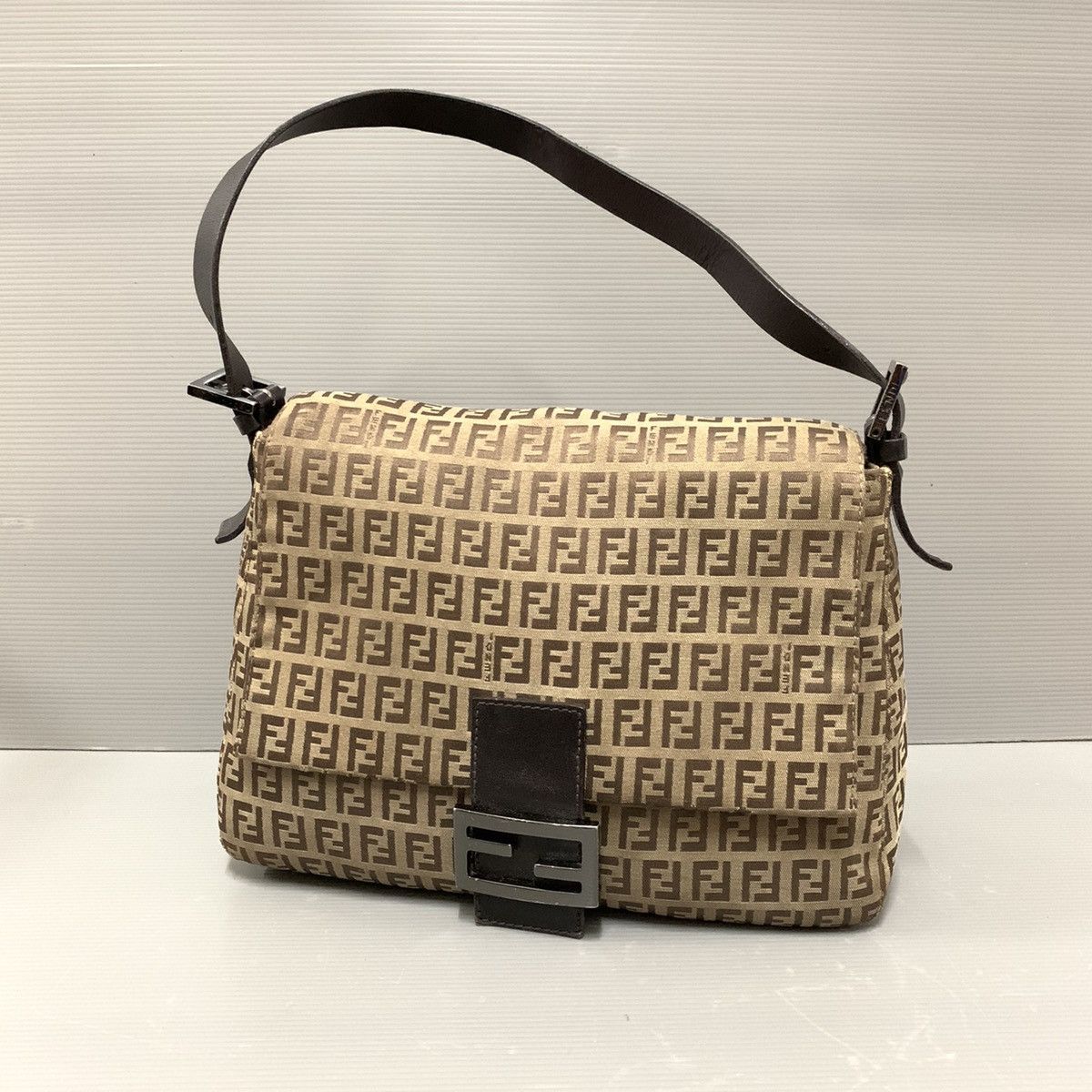 Fendi 💥‼️HOT SALE‼️💥Authentic Fendi Baguette Zucca Handbag | Grailed