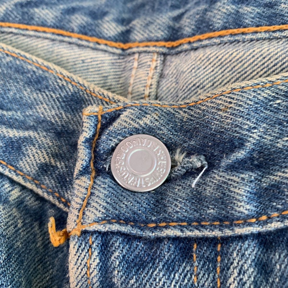 Levi's × Levi's Vintage Clothing Vintage Levi’s Button 653 Made In USA Denim Pant Size US 34 / EU 50 - 5 Thumbnail