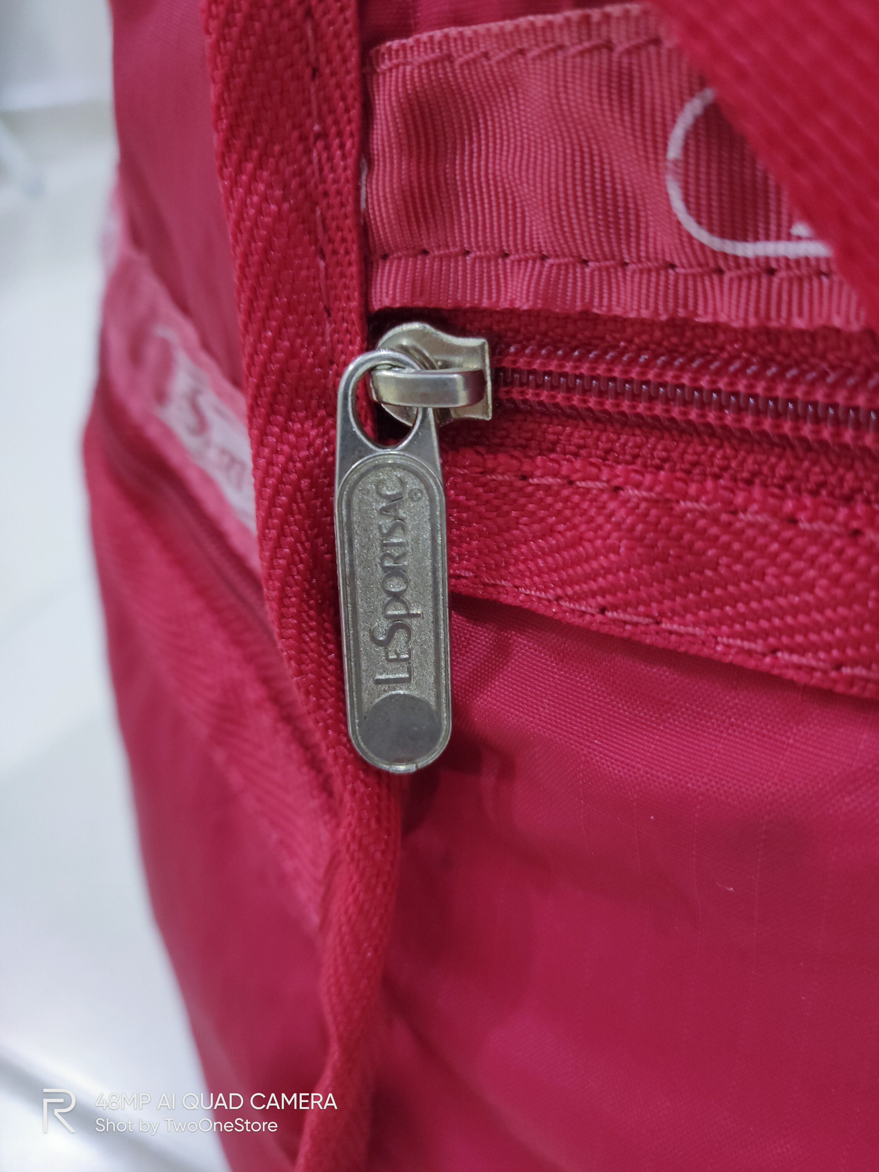 LeSportsac × Sports Specialties LESPORTSAC Red Canvas Sports Waterproof Outdoor Duffle Bag Size ONE SIZE - 15 Thumbnail