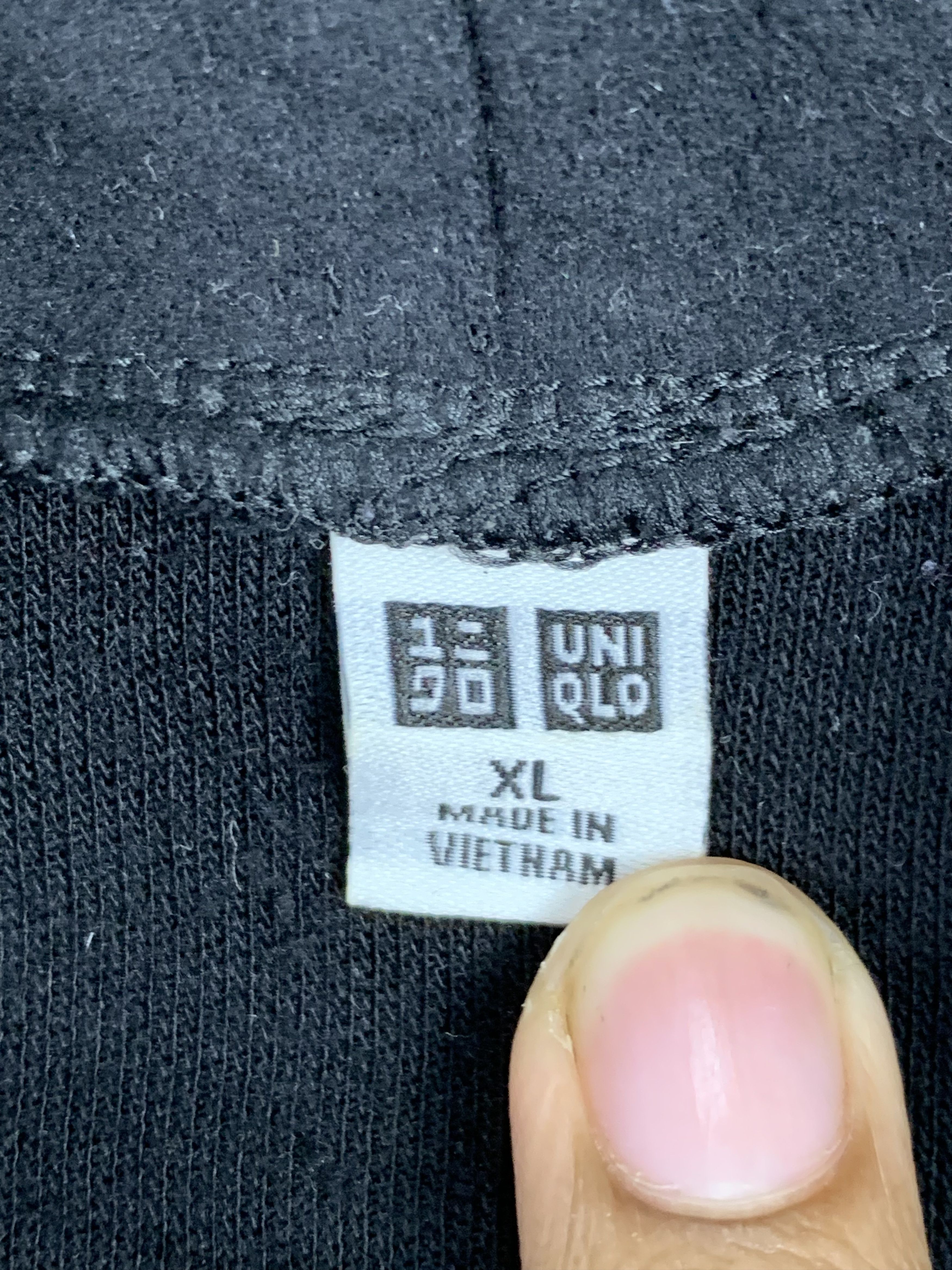 Uniqlo UNIQLO Turtle Neck Thermal Jumper J0497 Size US S / EU 44-46 / 1 - 6 Thumbnail