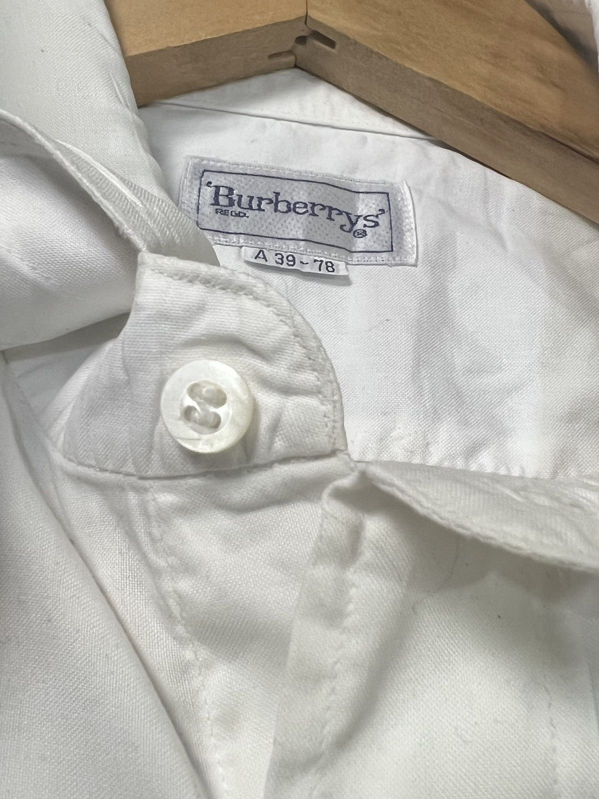 Burberry × Burberry Prorsum VINTAGE PLAIN BURBERRY’S BUTTON UP SHIRT (NEW OLD STOCK) Size US M / EU 48-50 / 2 - 12 Thumbnail