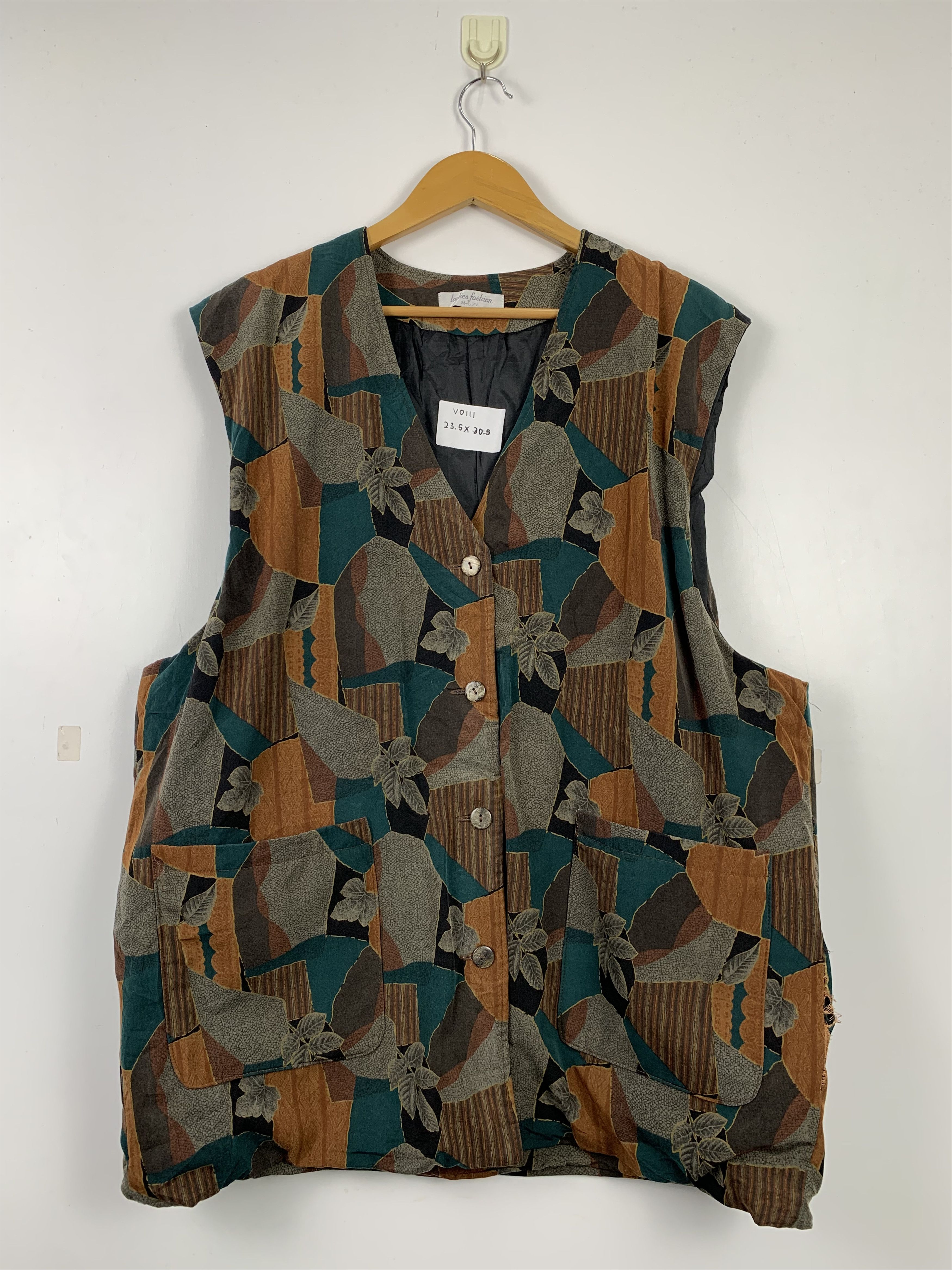 Japanese Brand Vintage JAPANESE BRAND Floral Button Vests Size US M / EU 48-50 / 2 - 1 Thumbnail