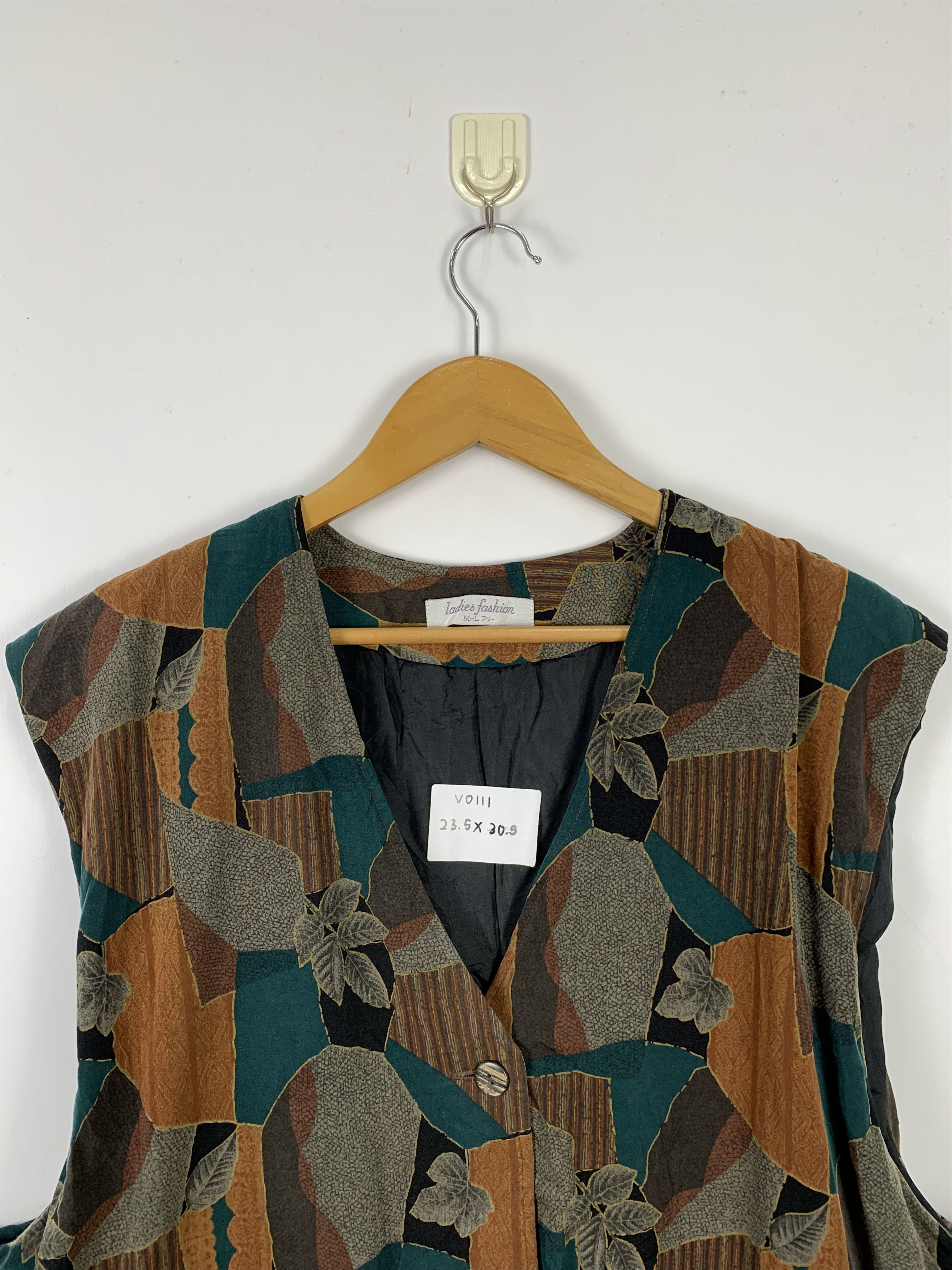 Japanese Brand Vintage JAPANESE BRAND Floral Button Vests Size US M / EU 48-50 / 2 - 2 Thumbnail