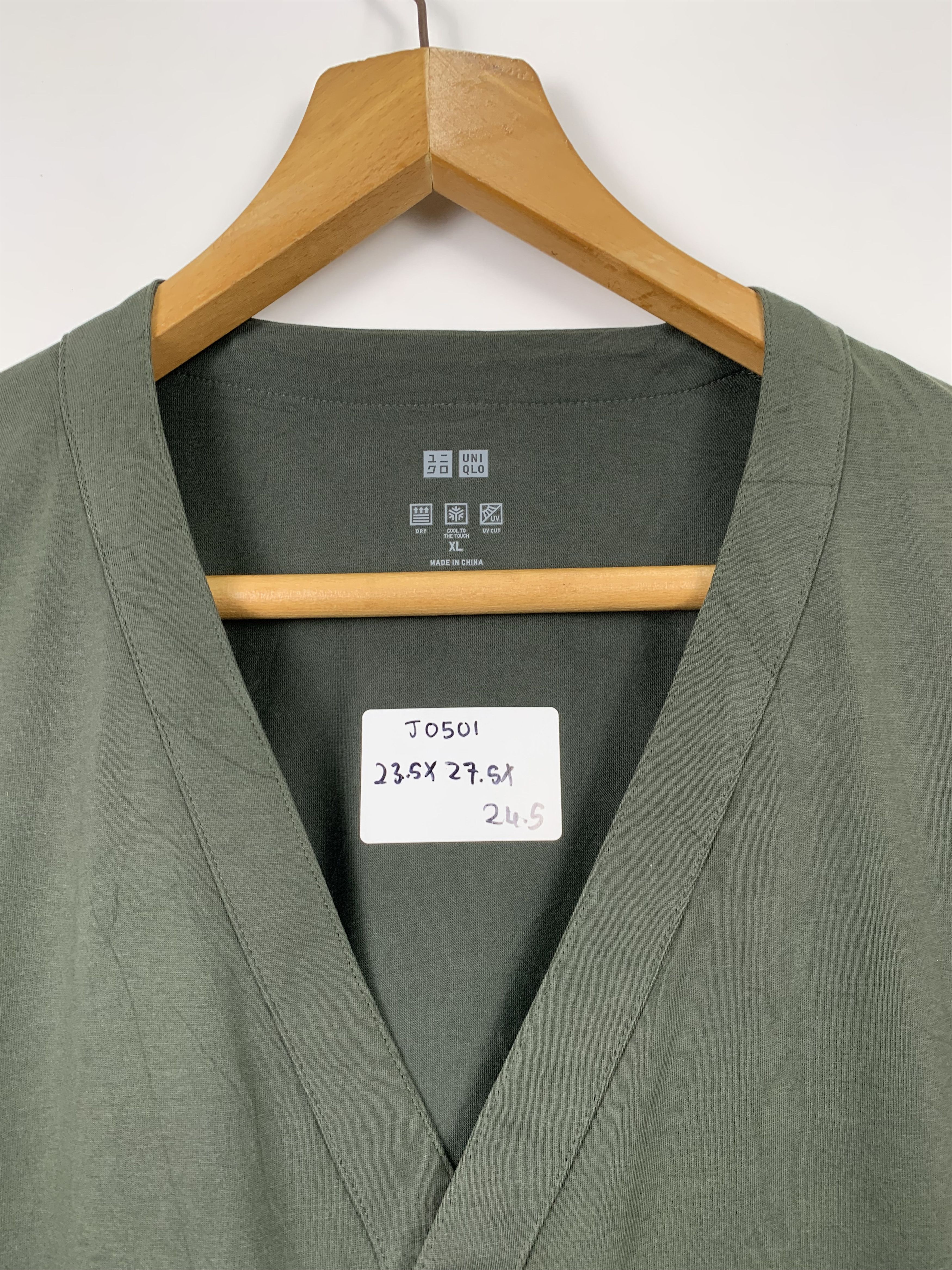 Uniqlo Vintage UNIQLO Cardigan Airism Fabric Technology J0501 Size M / US 6-8 / IT 42-44 - 5 Thumbnail