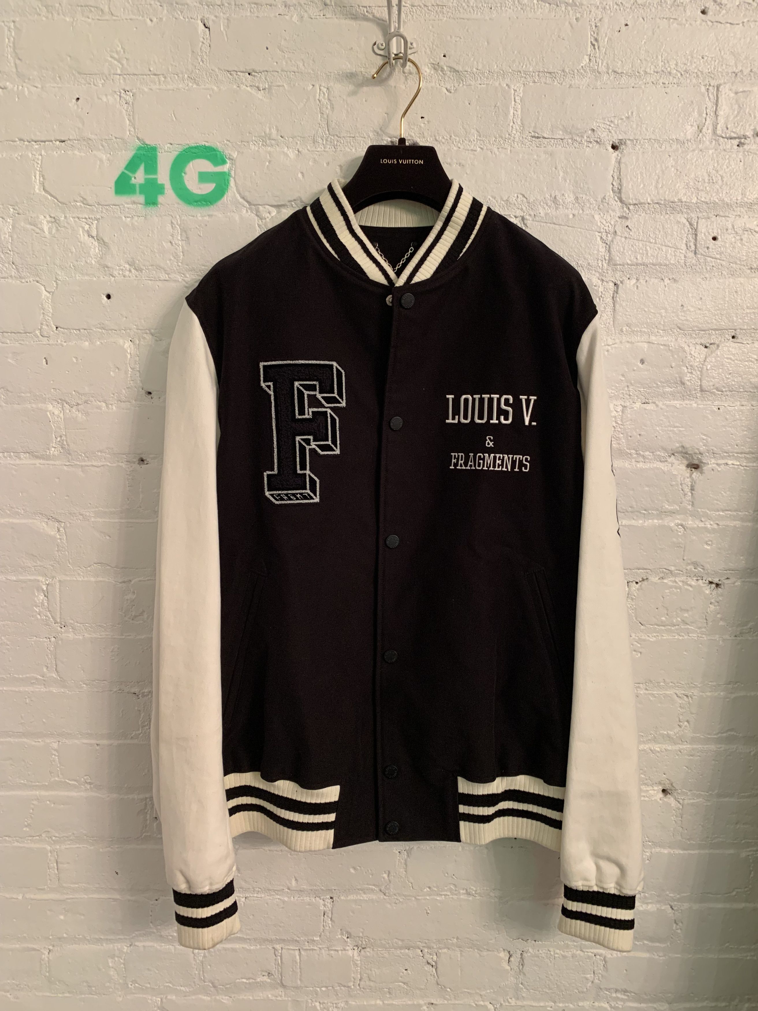 Fragment Design × Louis Vuitton × Virgil Abloh Louis Vuitton Virgil Abloh Fragments suede like Varsity 52 Size US L / EU 52-54 / 3 - 2 Thumbnail